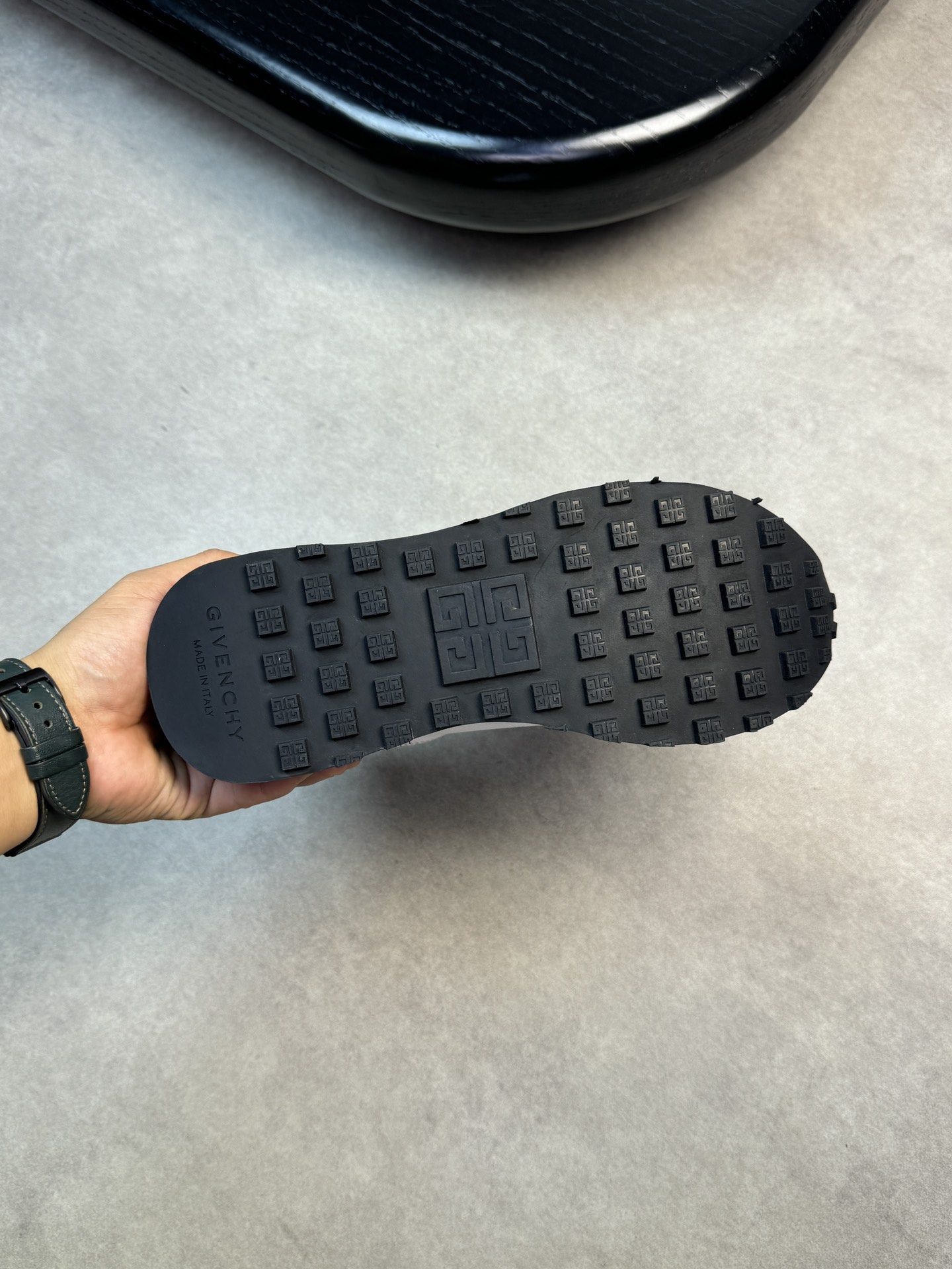 Givenchy Basic Shoes L-s