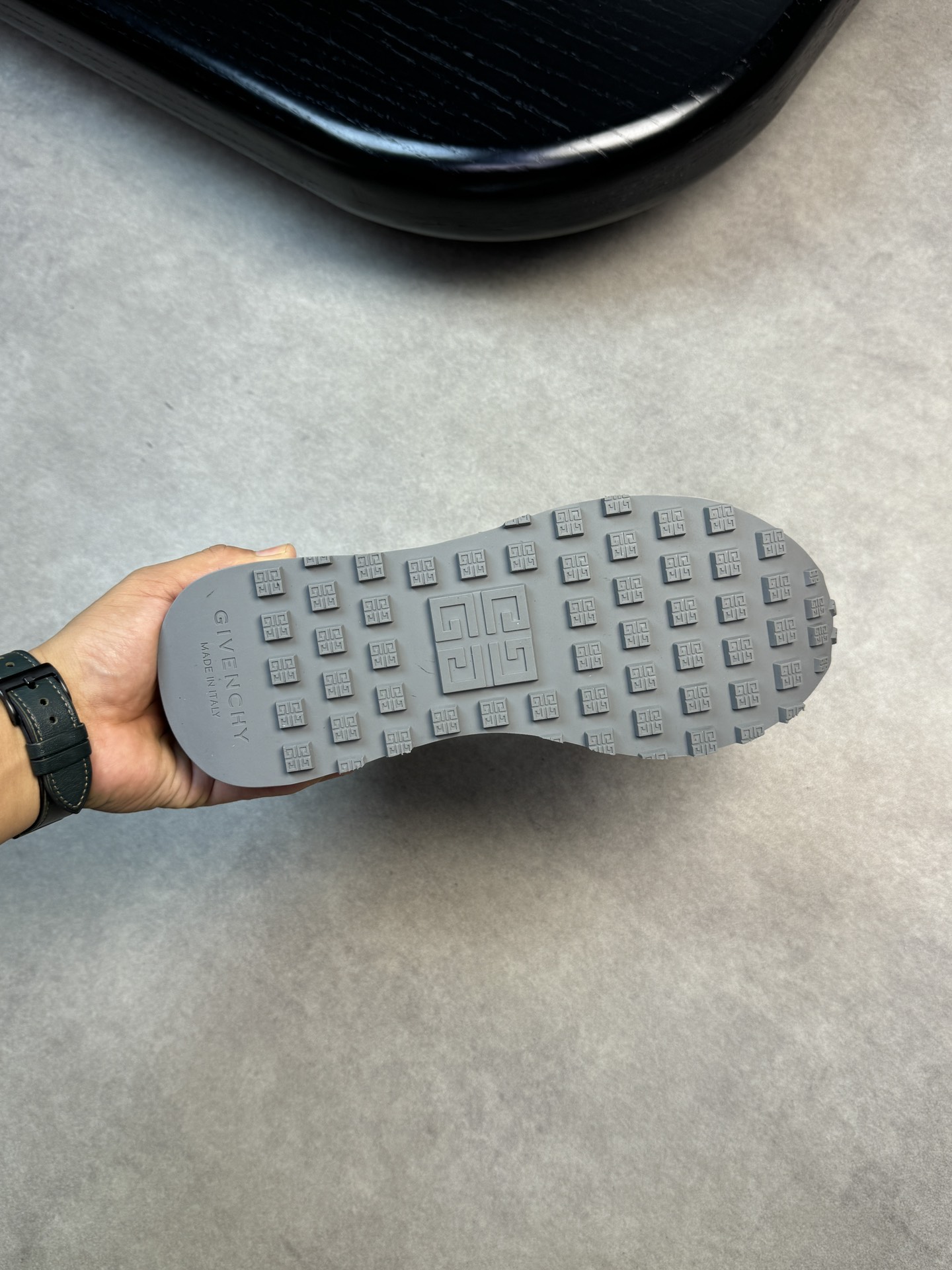 Givenchy Basic Shoes L-s