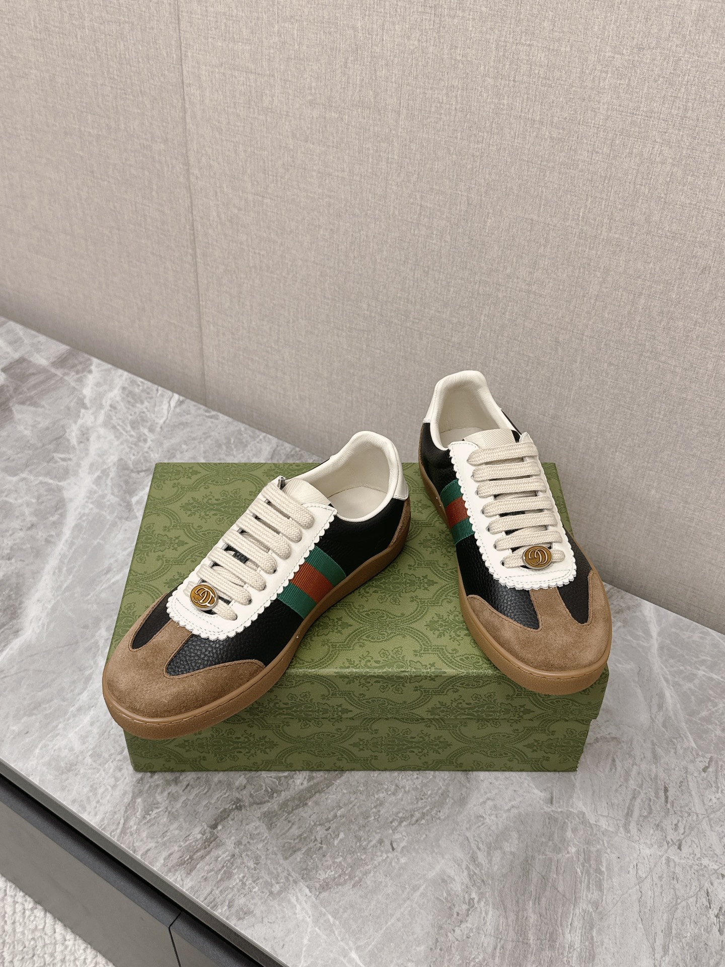 Gucci Male Sneakers Breathable S