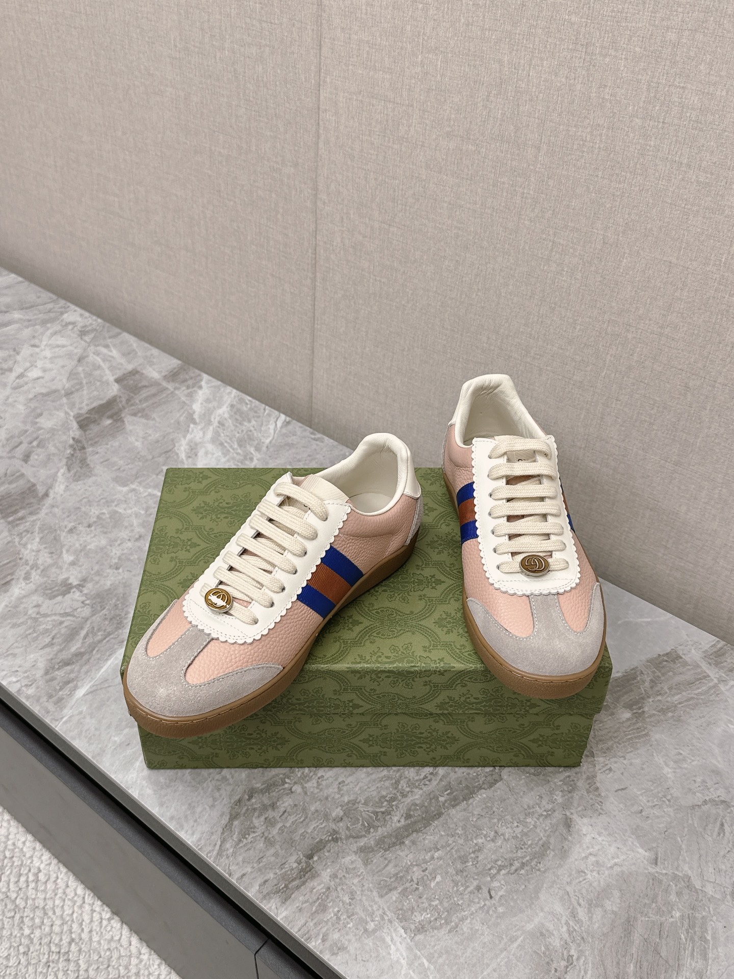 Gucci Male Sneakers Breathable S