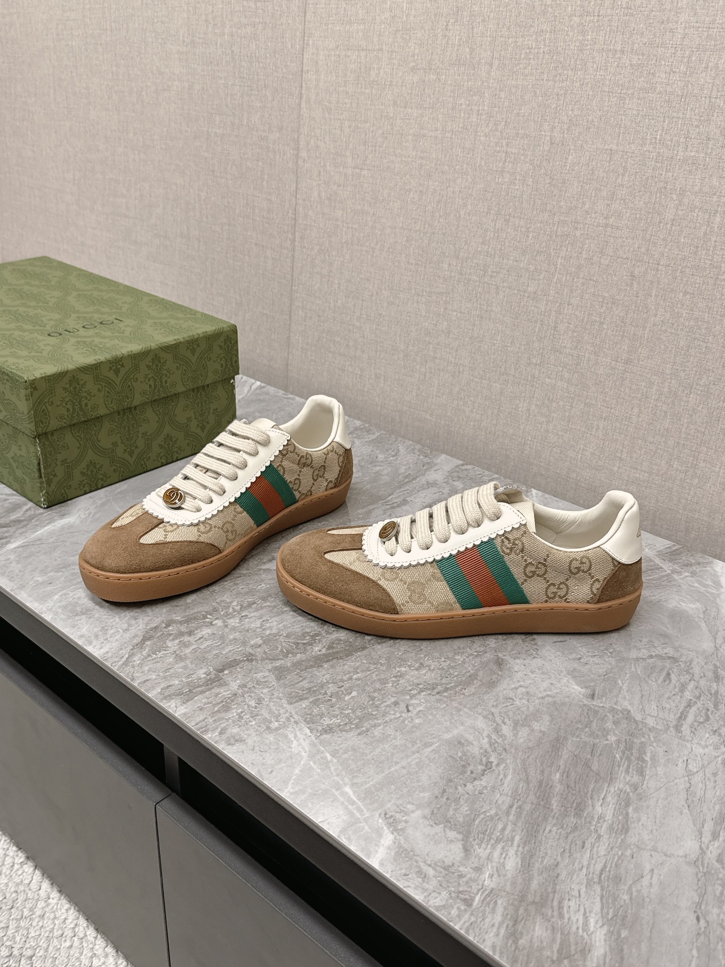Gucci Male Sneakers Breathable S