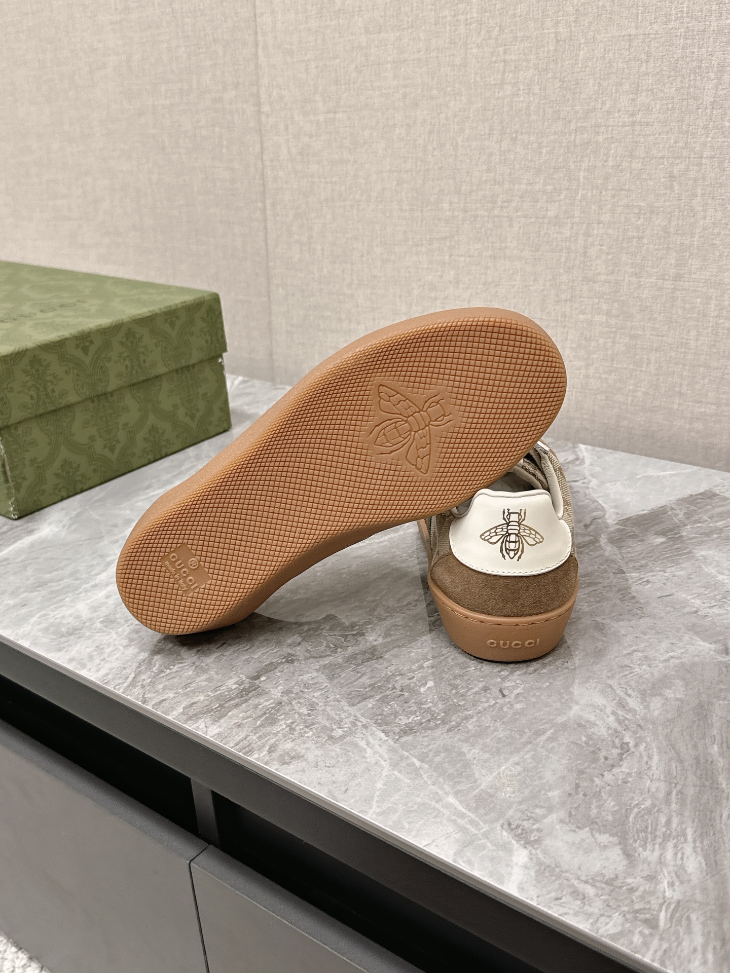 Gucci Male Sneakers Breathable S