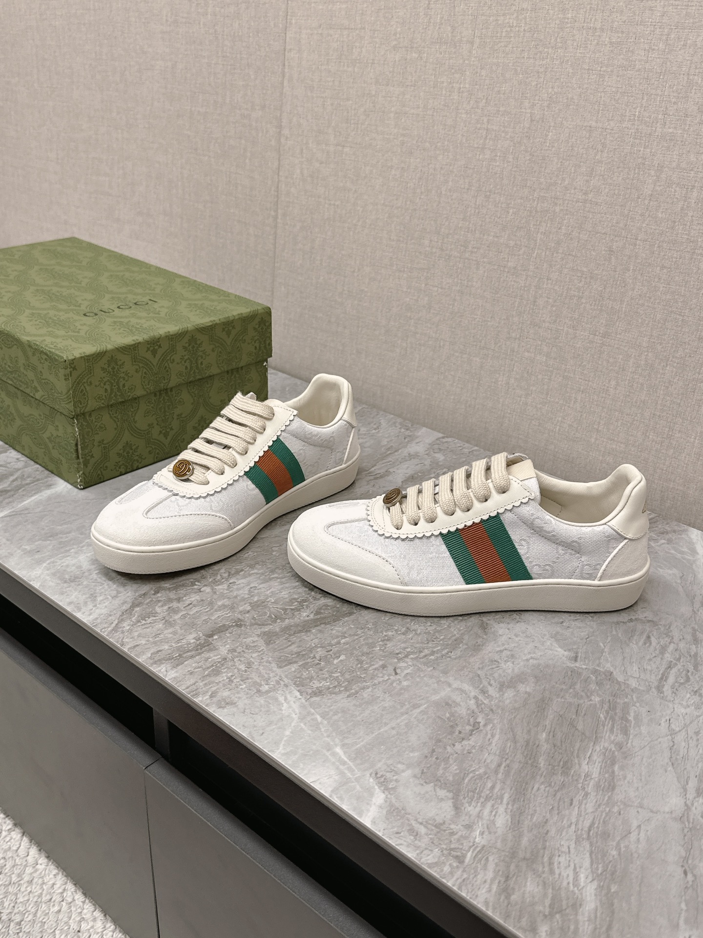 Gucci Male Sneakers Breathable S