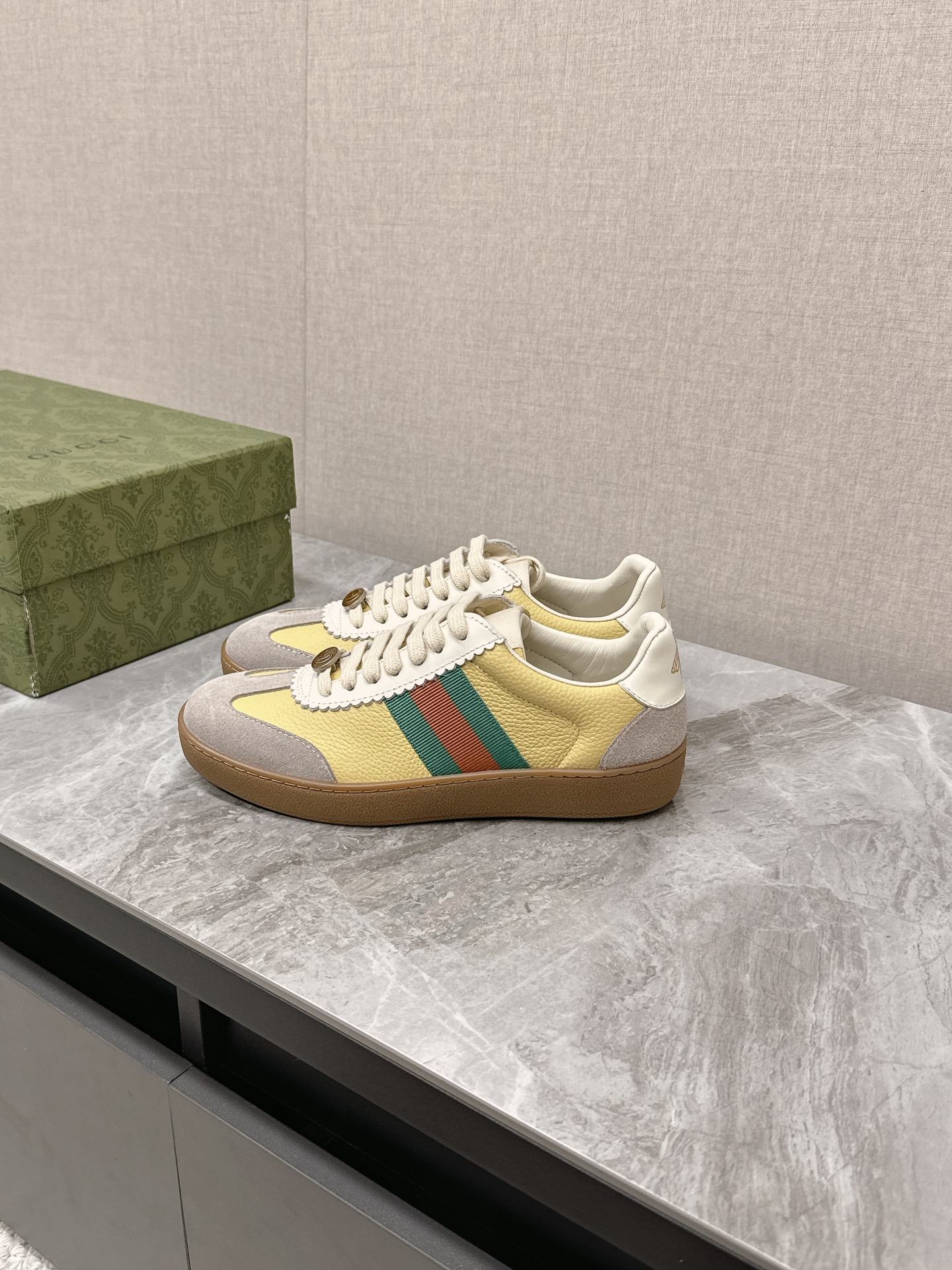 Gucci Male Sneakers Breathable S