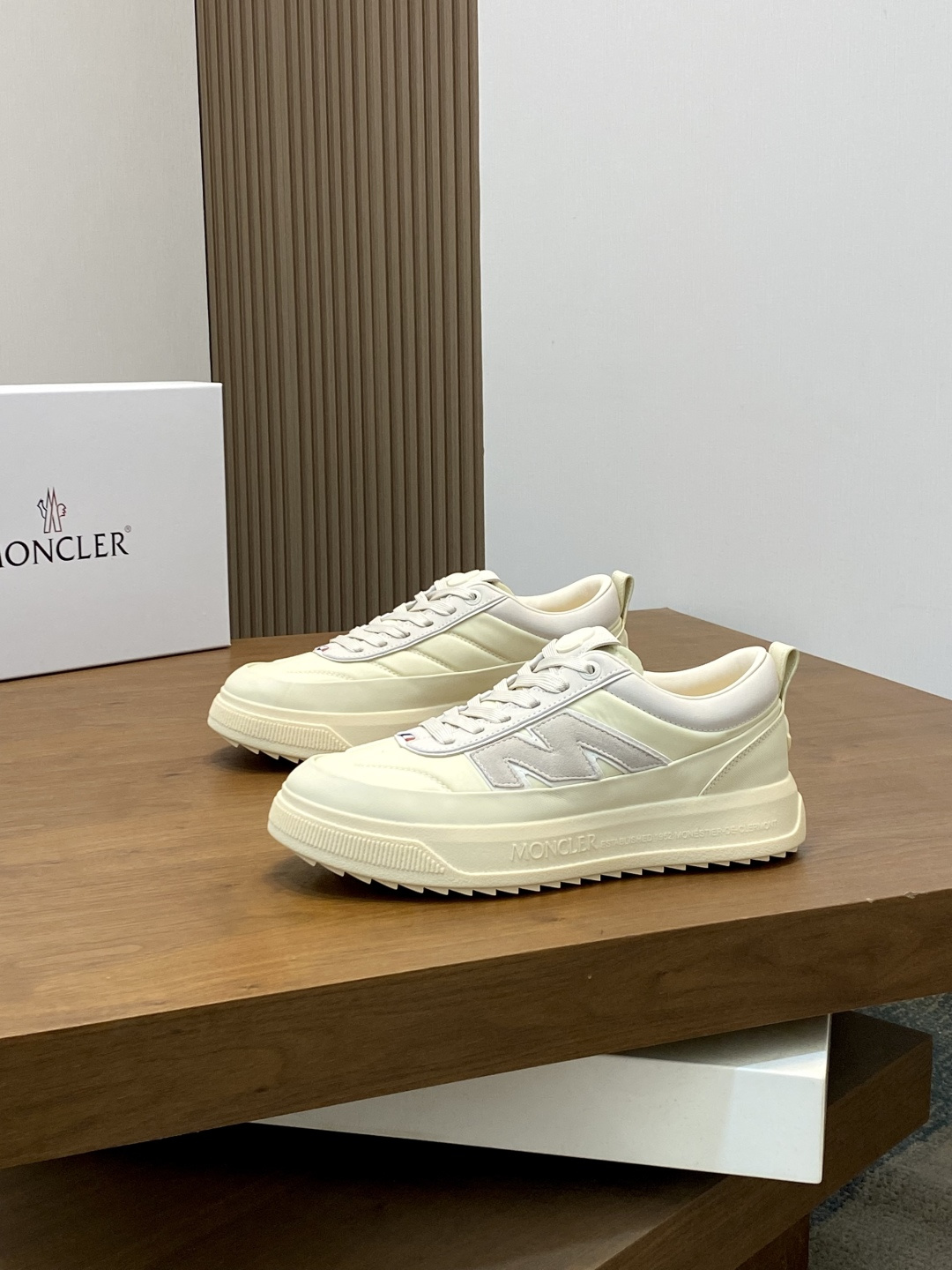 Moncler Sneakers M-l-s