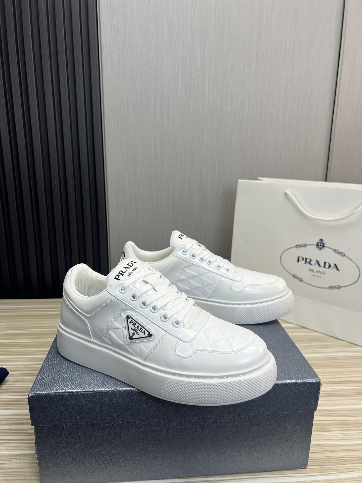 Male Basic Shoes Mesh