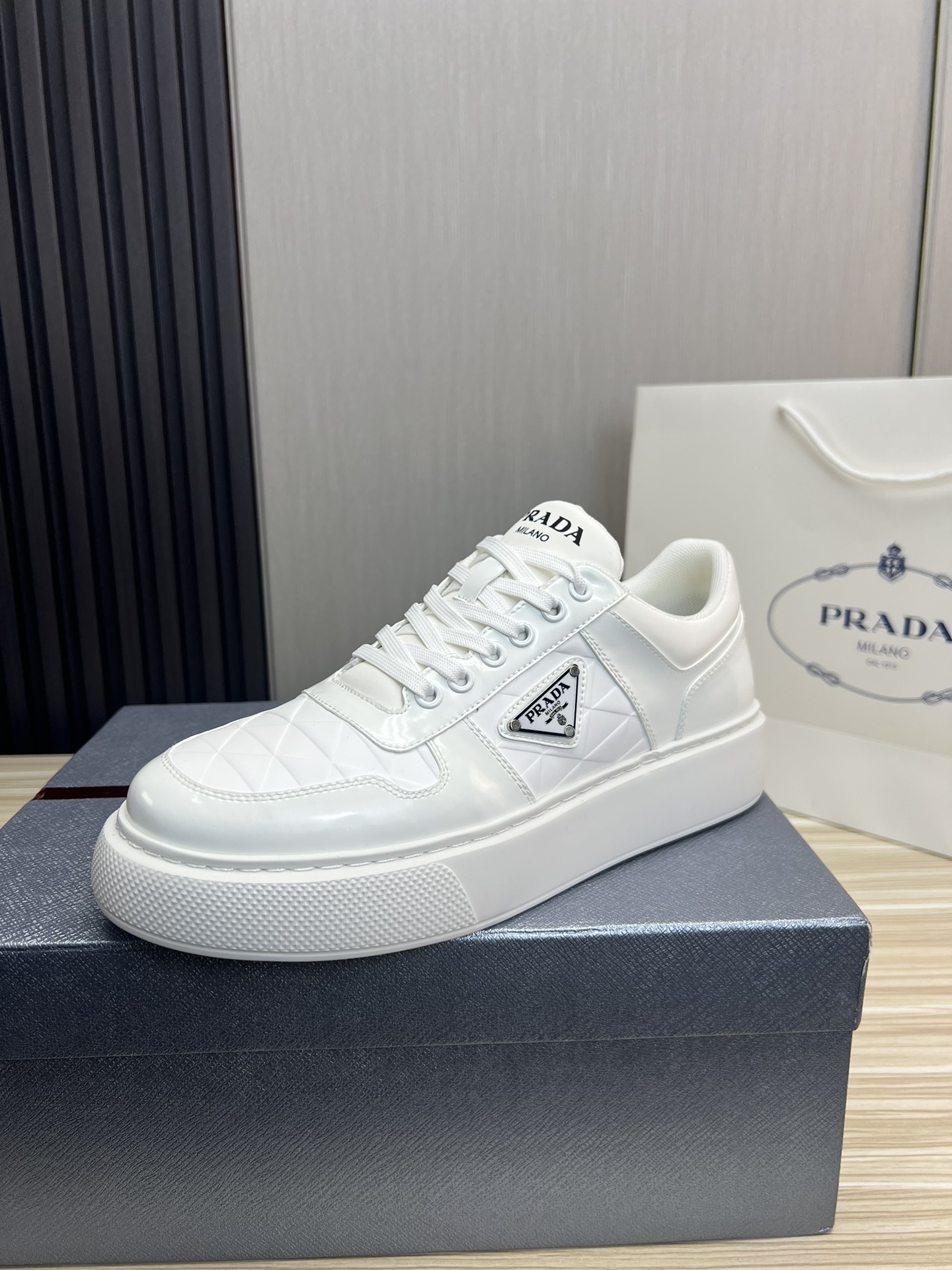 Male Basic Shoes Mesh