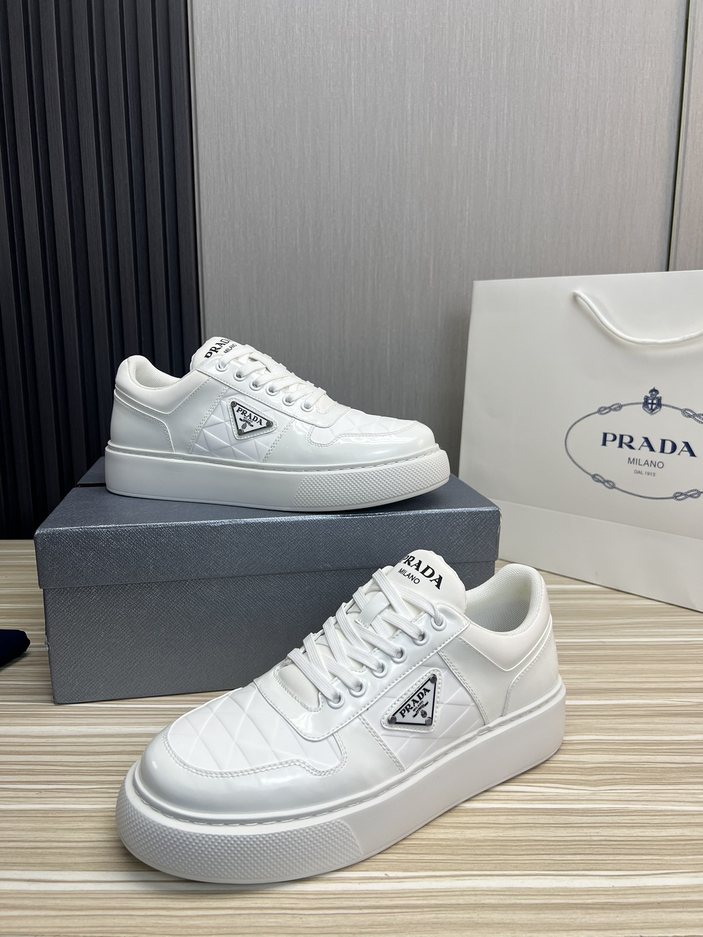 Male Basic Shoes Mesh