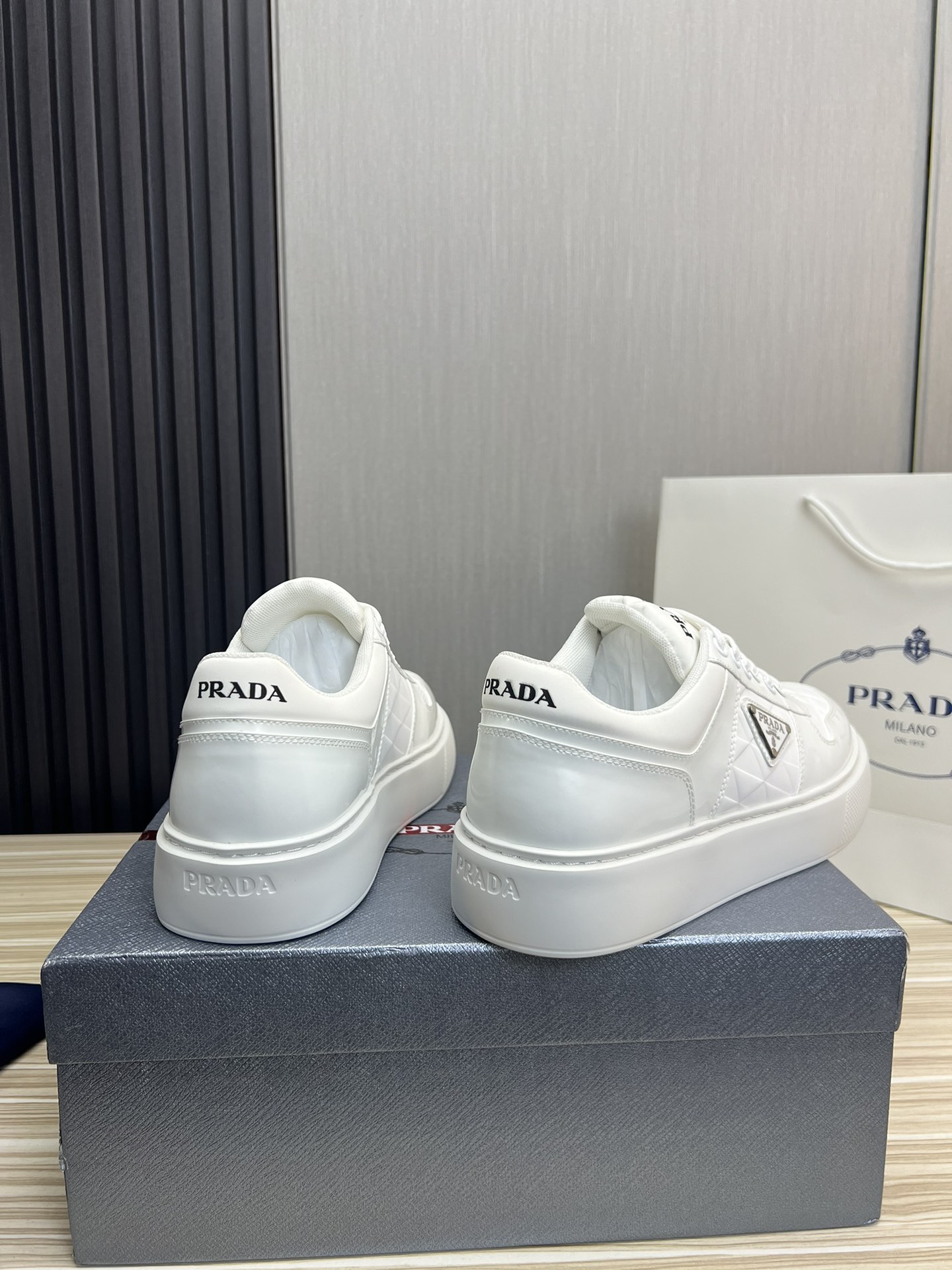 Male Basic Shoes Mesh