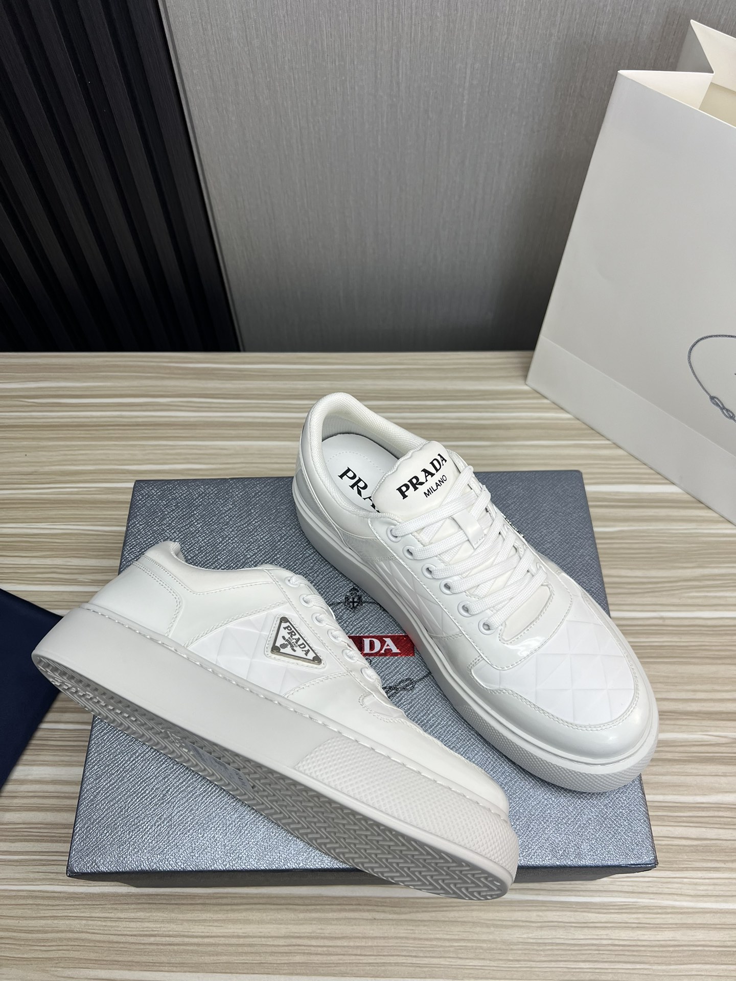 Male Basic Shoes Mesh