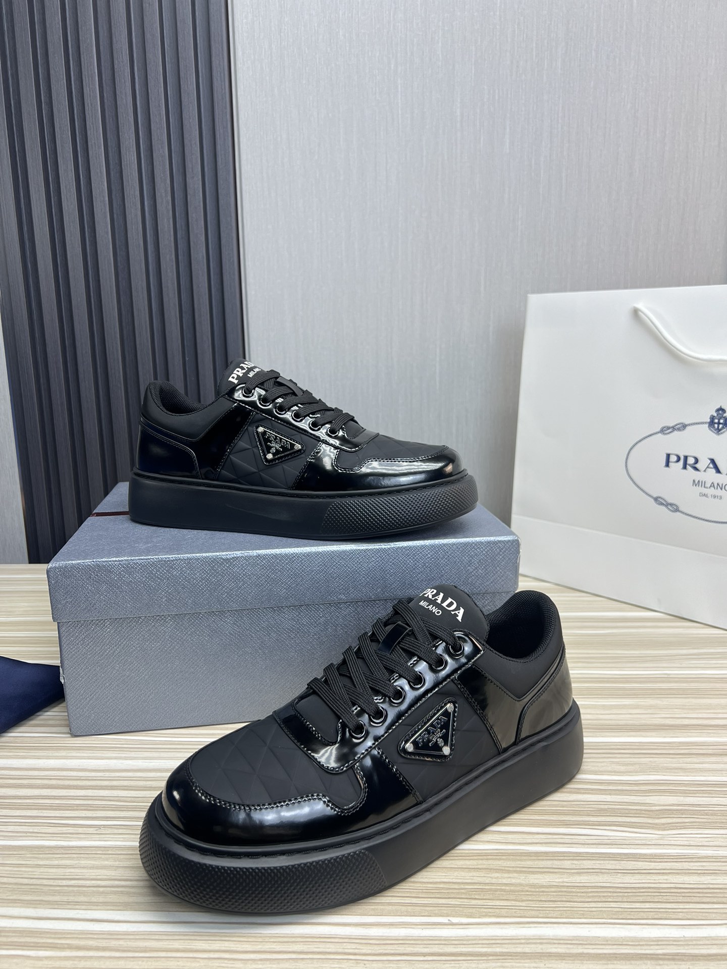Prada Male Basic Shoes Mesh