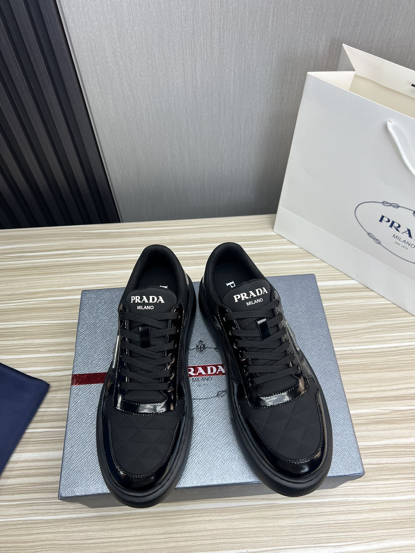 Prada Male Basic Shoes Mesh