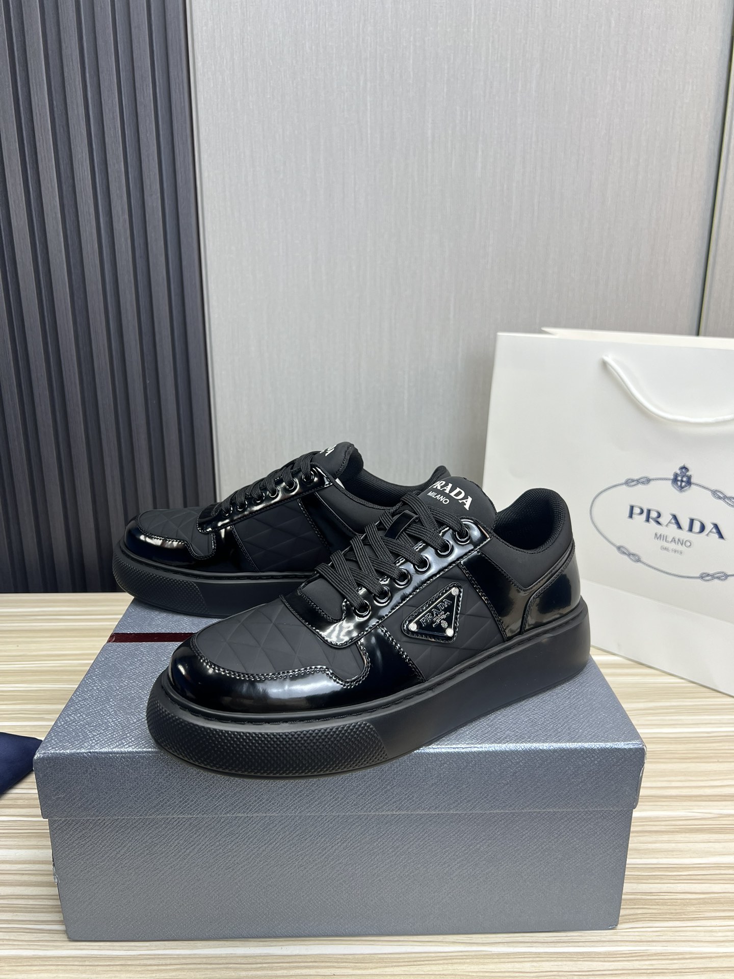 Prada Male Basic Shoes Mesh