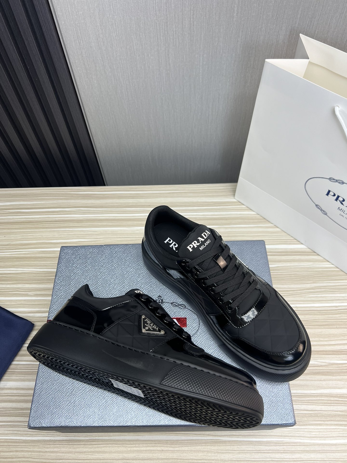 Prada Male Basic Shoes Mesh