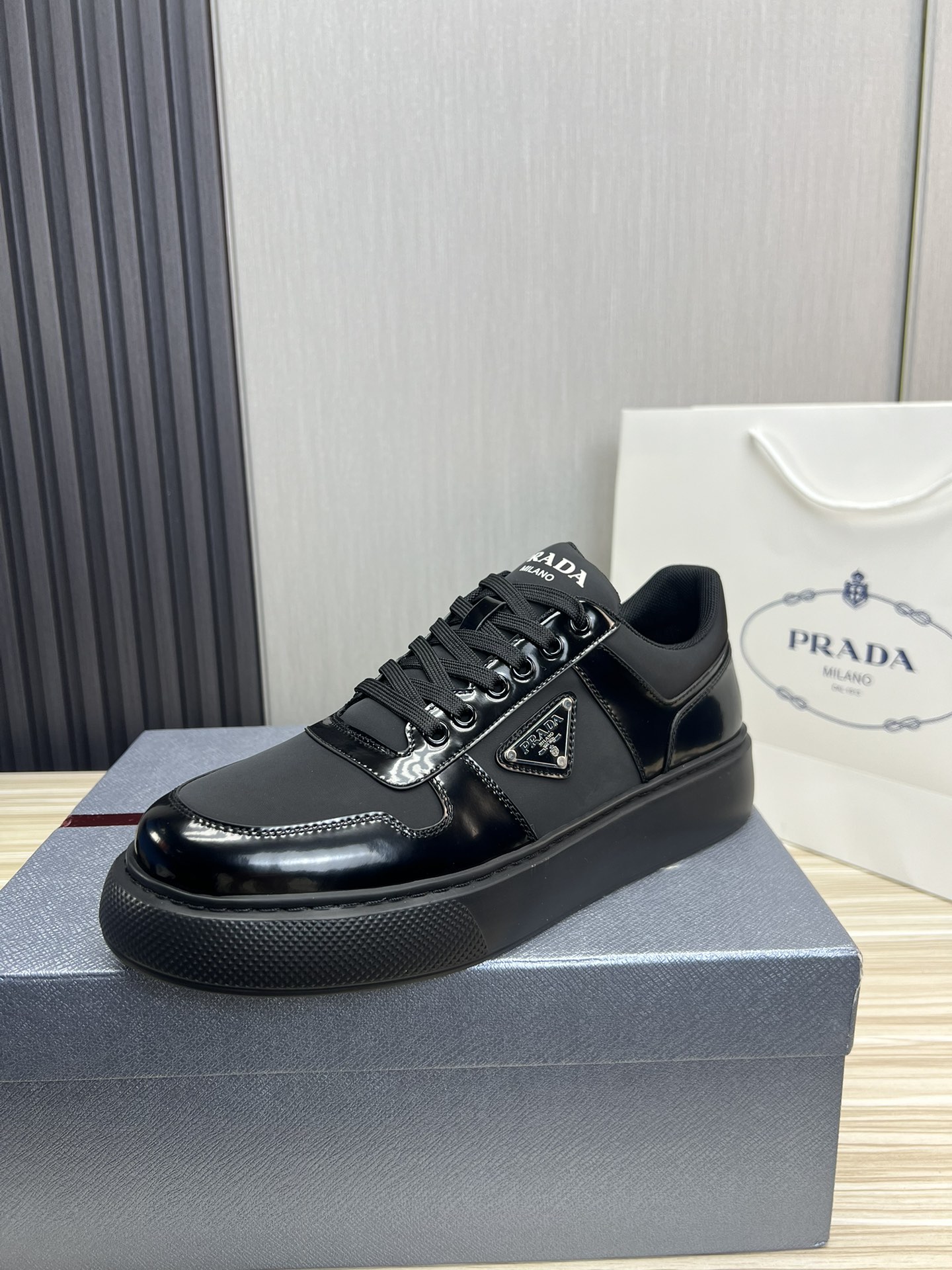 Prada Male Basic Shoes Mesh