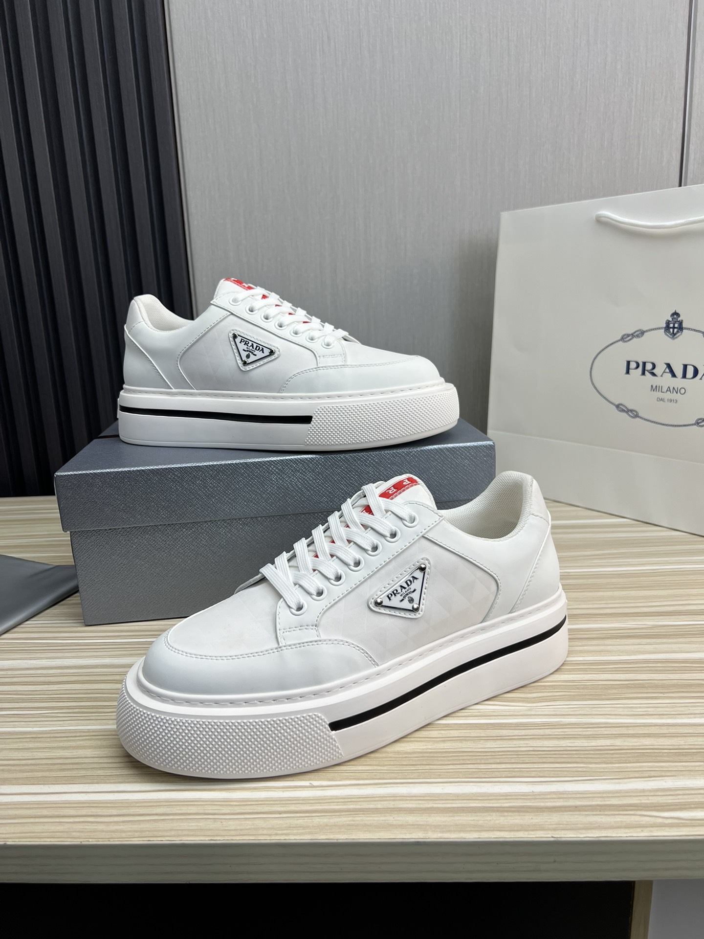 Prada Male Basic Shoes Mesh