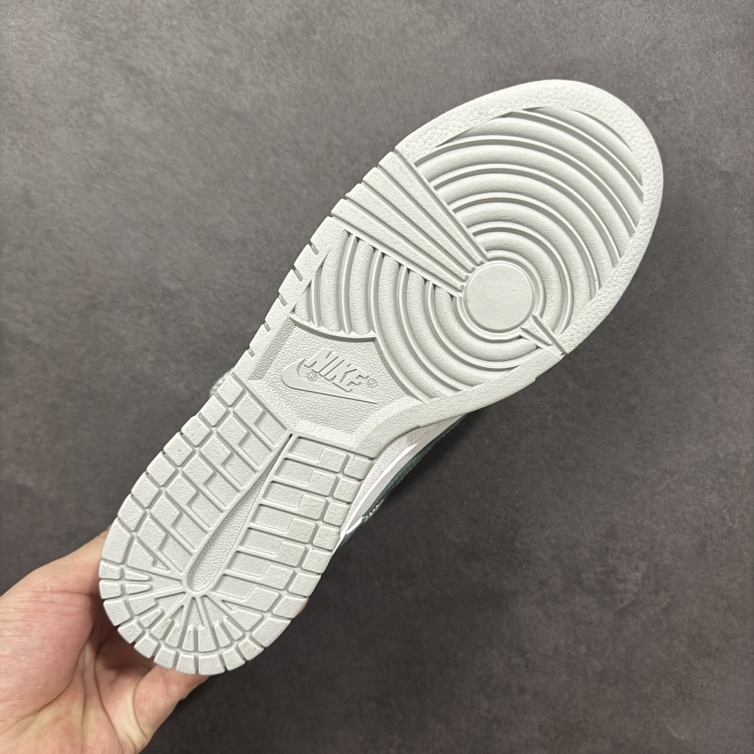 Nike Board Shoes L-s