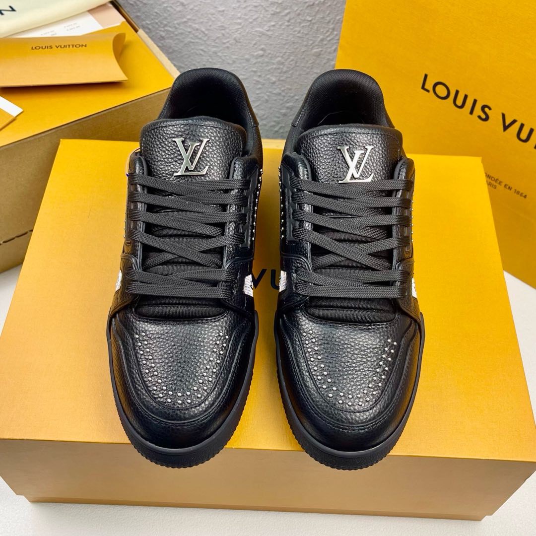 Louis Vuitton Male Board Shoes L-s