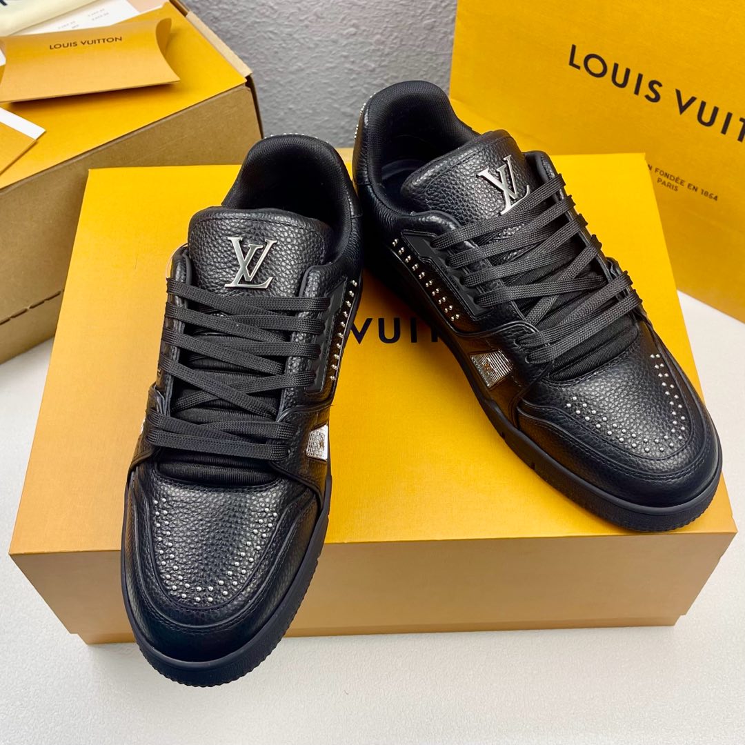 Louis Vuitton Male Board Shoes L-s