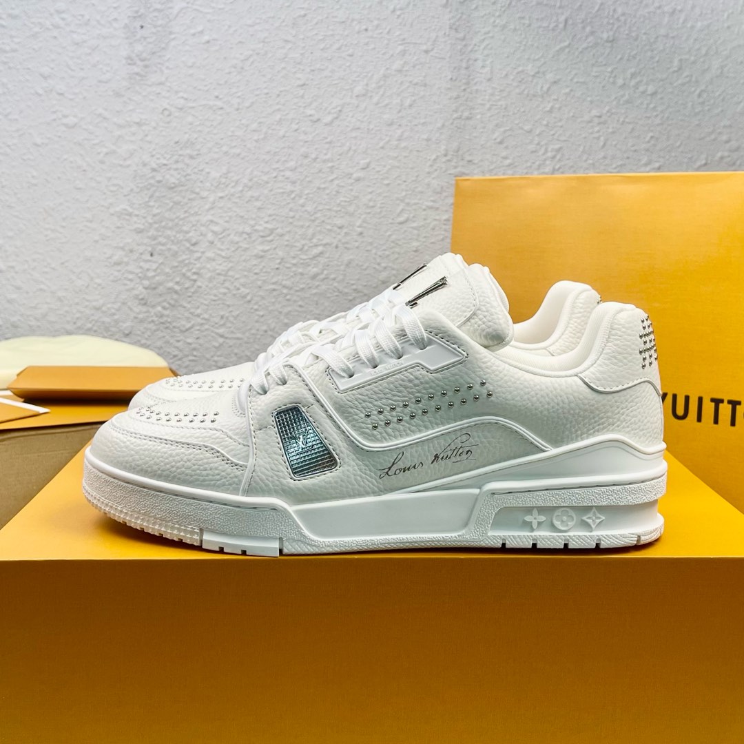 Louis Vuitton Male Board Shoes L-s