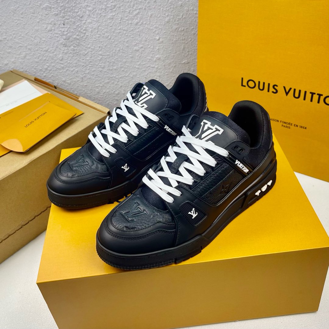 Louis Vuitton Male Board Shoes L-s