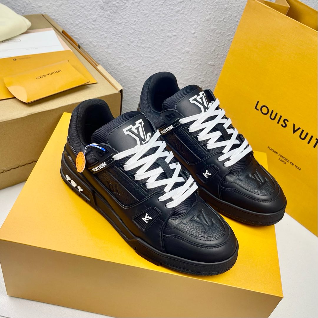 Louis Vuitton Male Board Shoes L-s