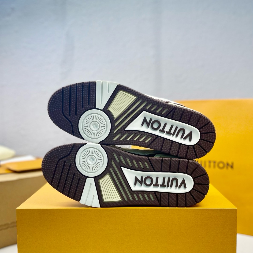 Louis Vuitton Male Board Shoes L-s