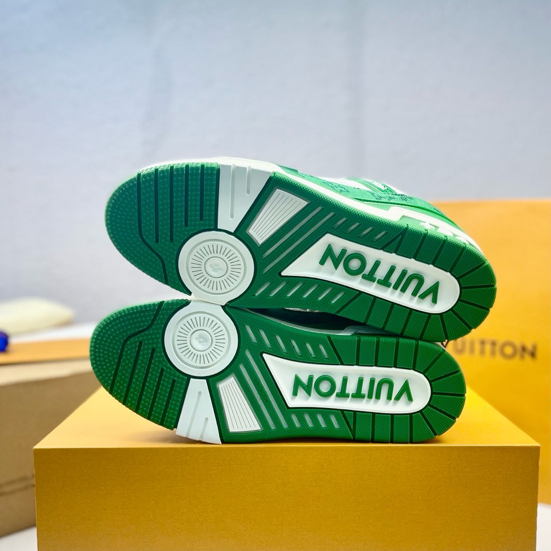 Louis Vuitton Male Board Shoes L-s