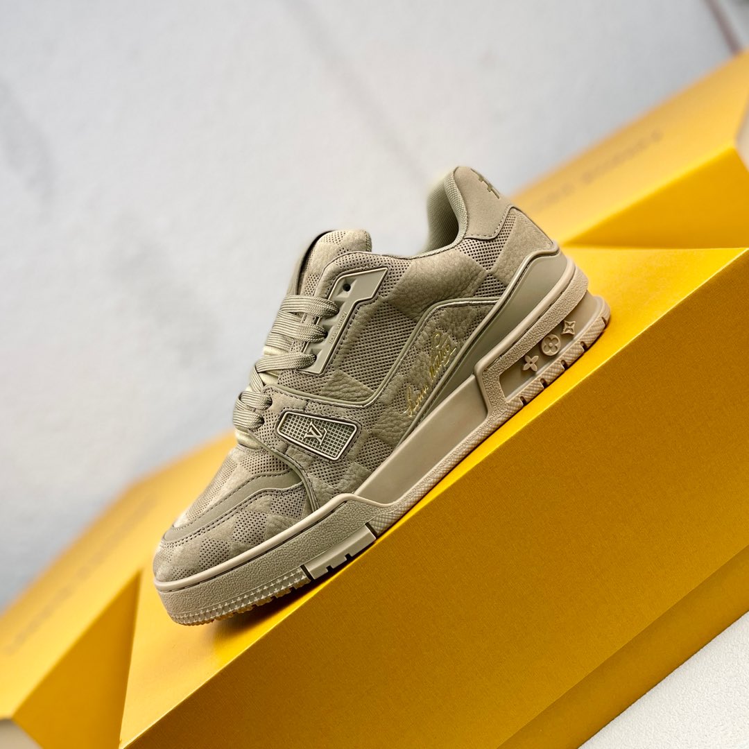 Louis Vuitton Male Board Shoes L-s