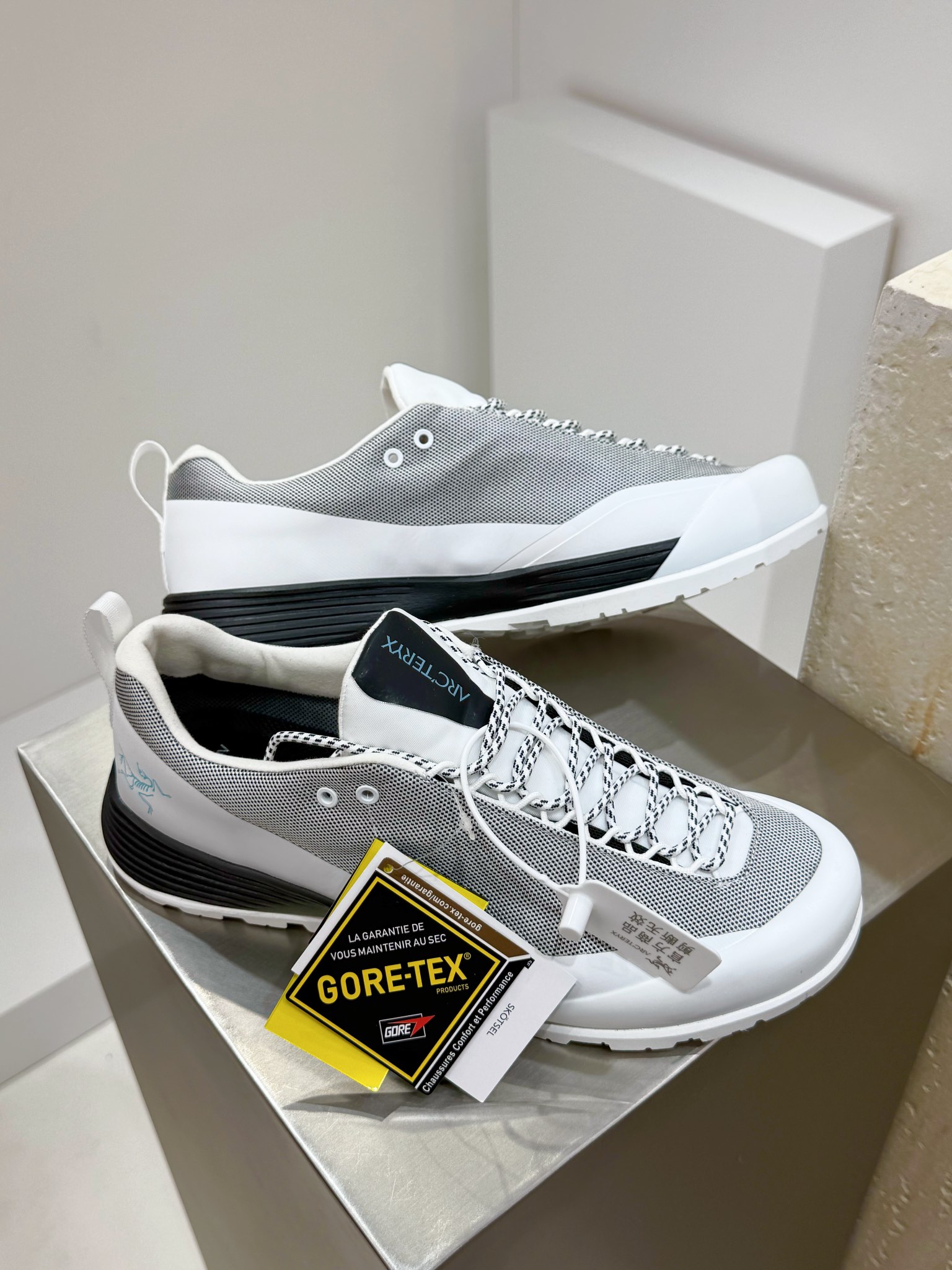 Basic Shoes L-s
