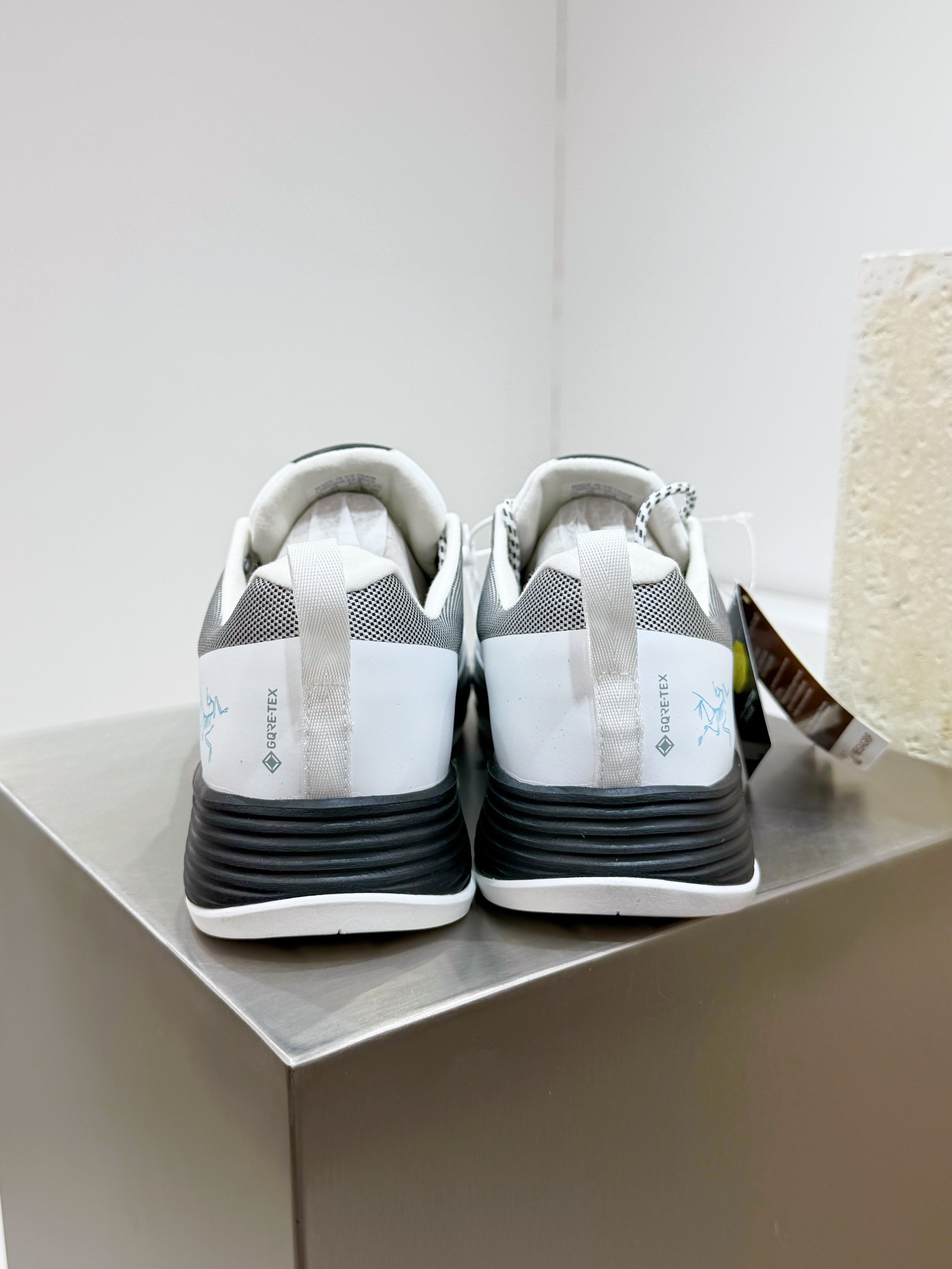 Basic Shoes L-s