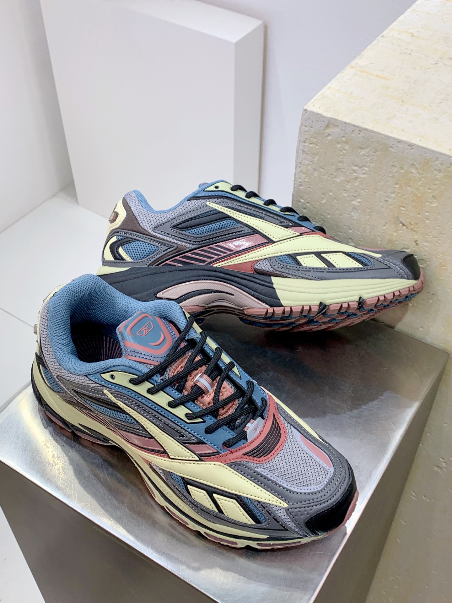 Adidas Running Shoes Breathable M-l