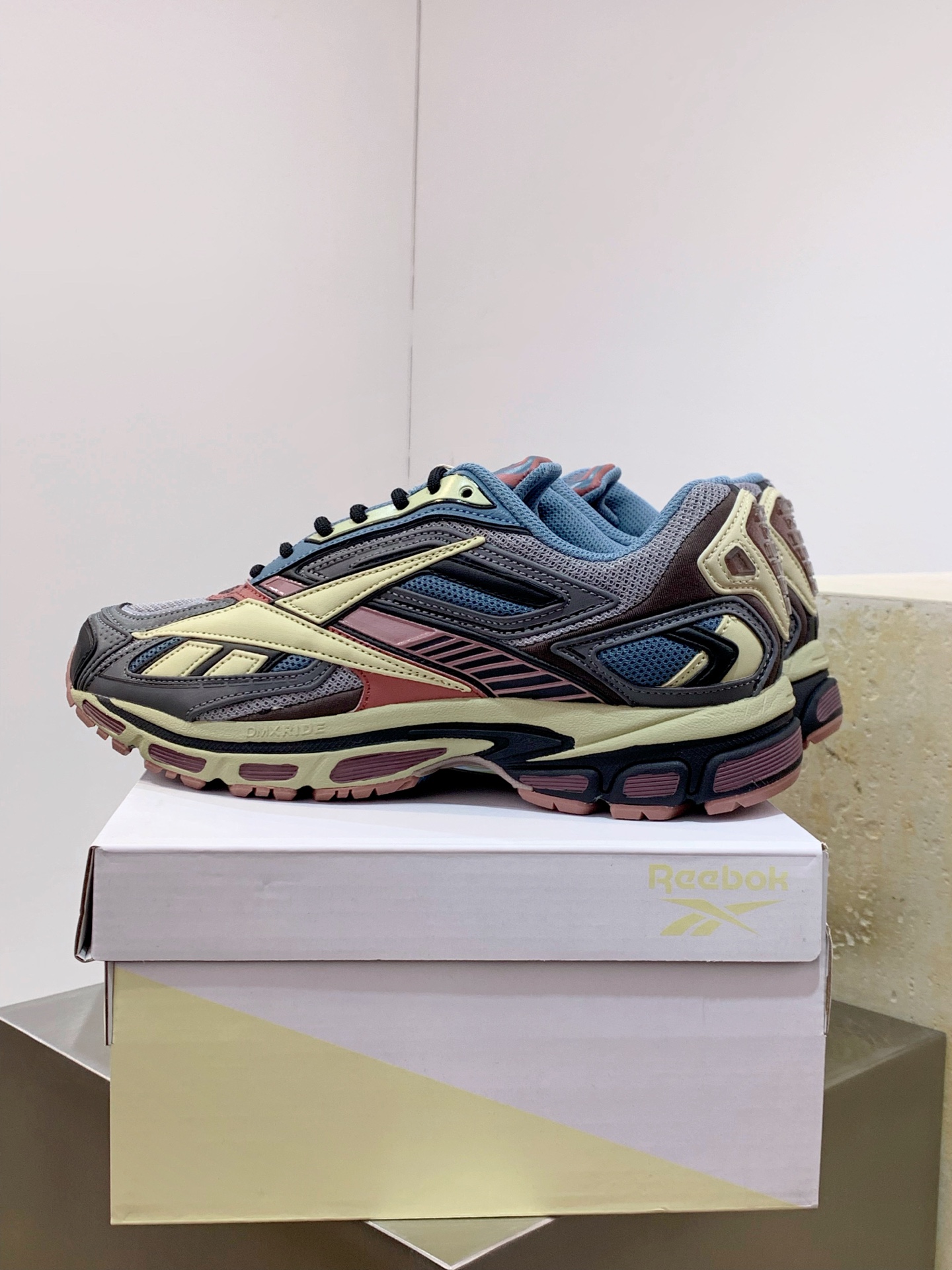 Adidas Running Shoes Breathable M-l