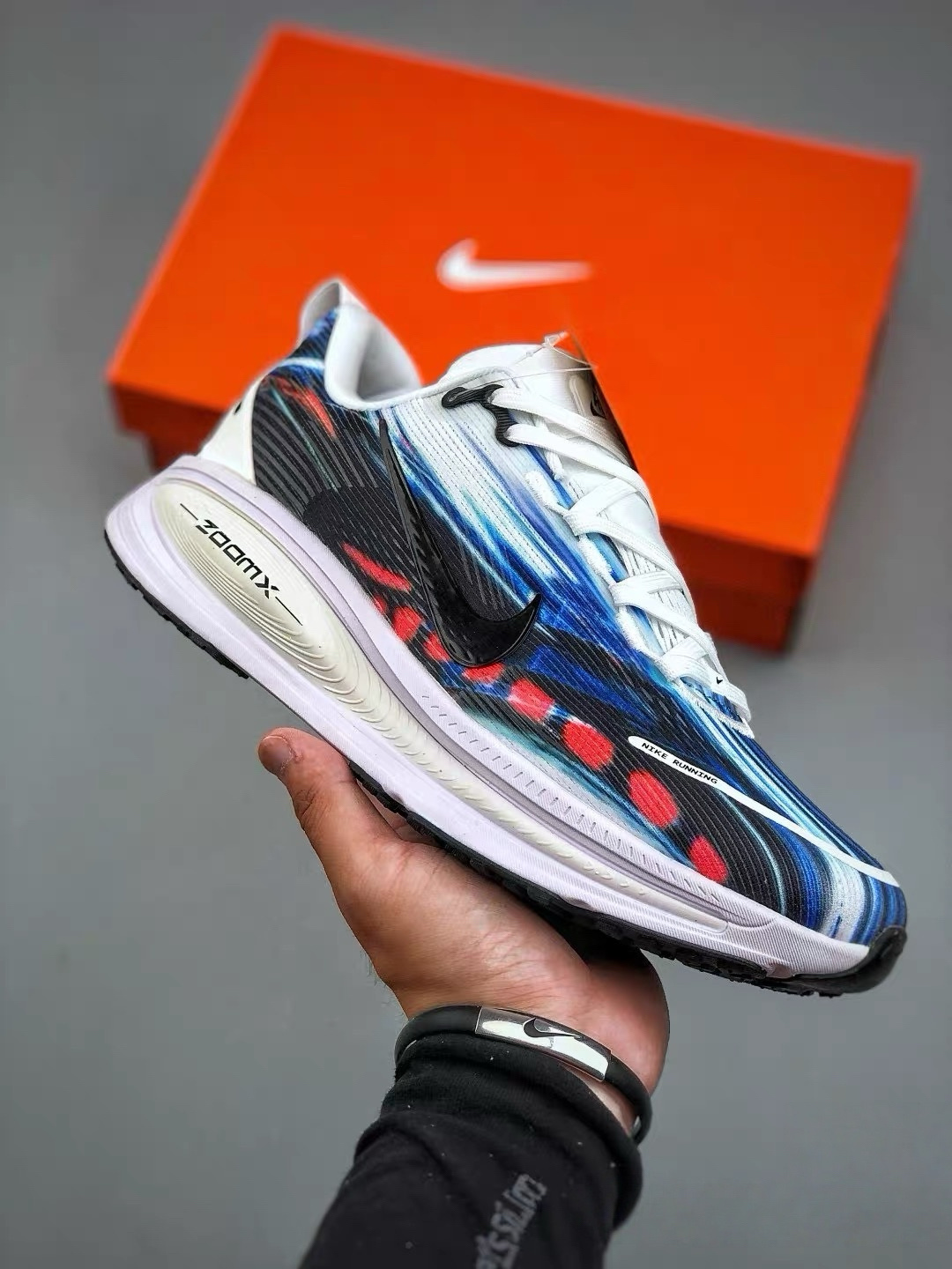 Running Shoes Shock Absorbing M