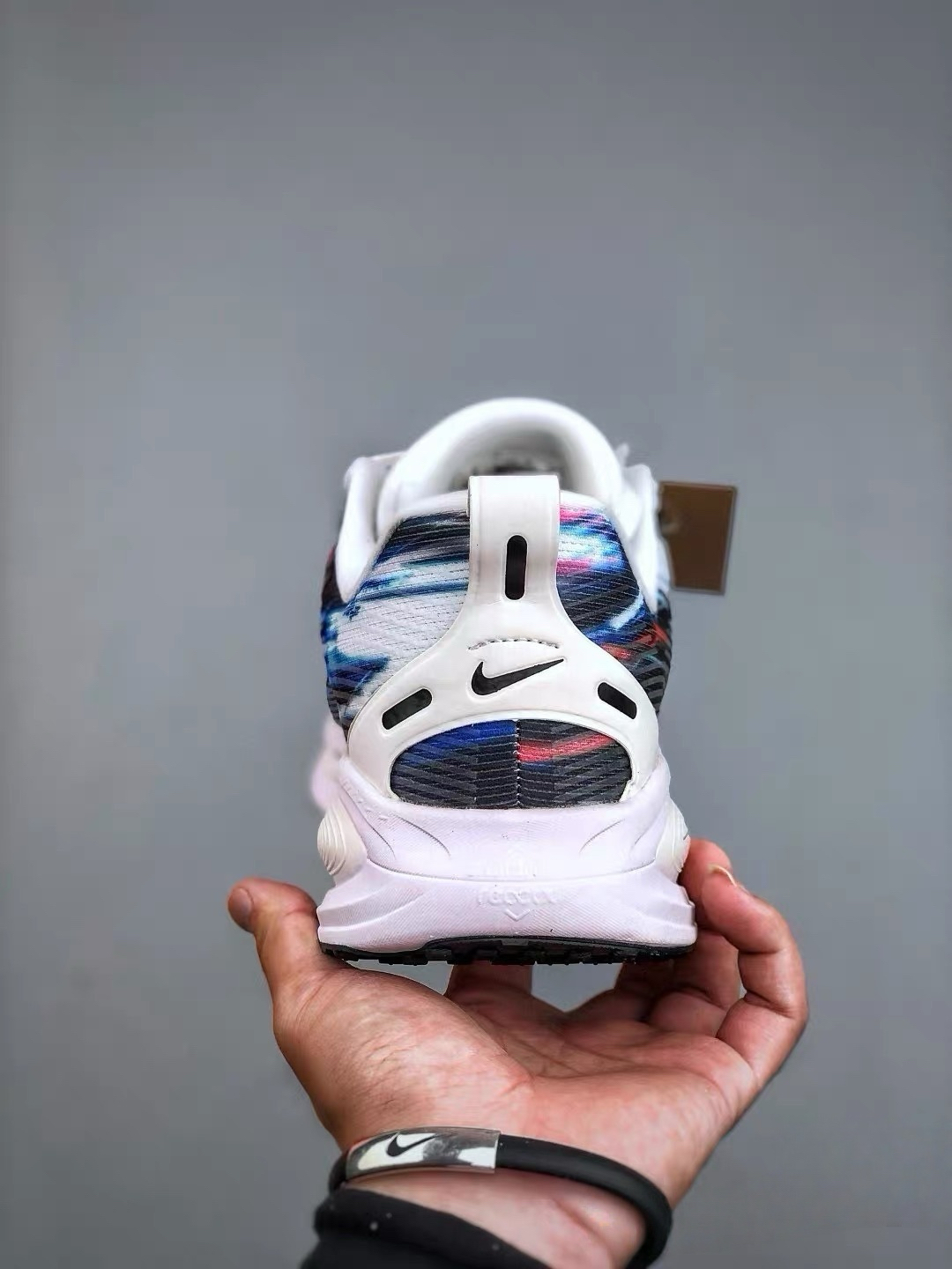Running Shoes Shock Absorbing M