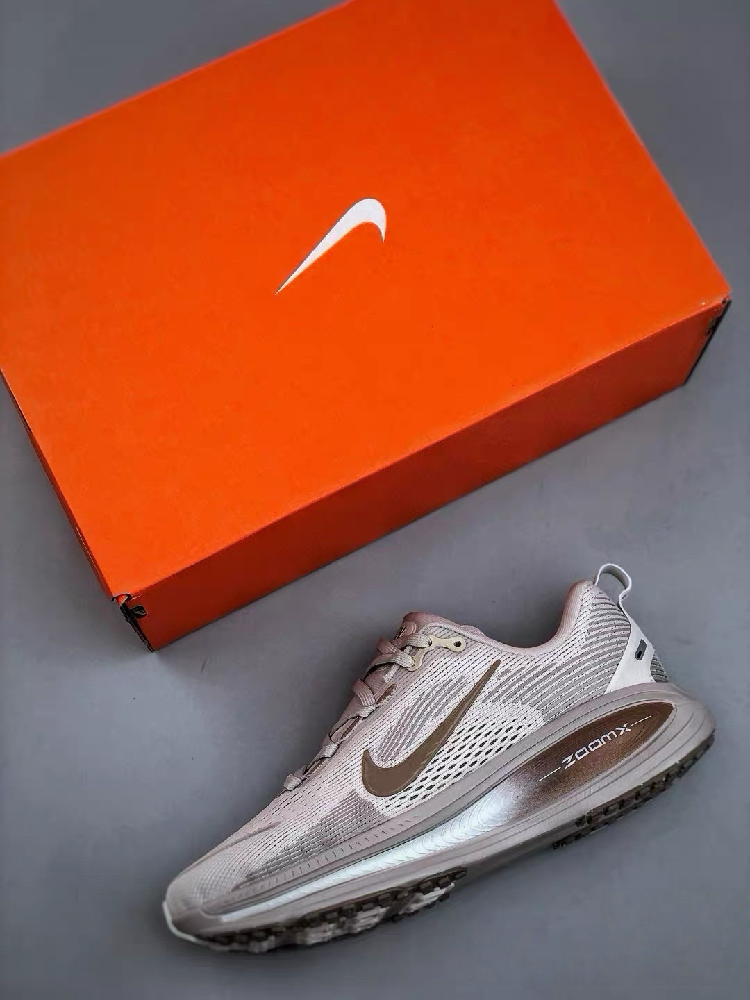 Running Shoes Shock Absorbing M