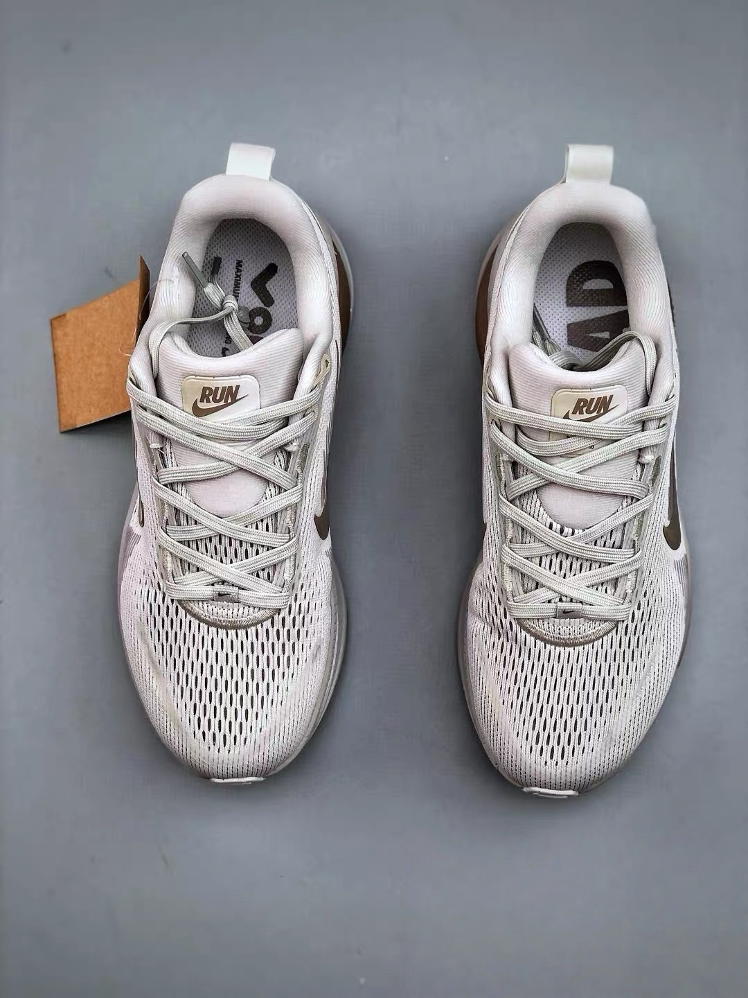 Running Shoes Shock Absorbing M