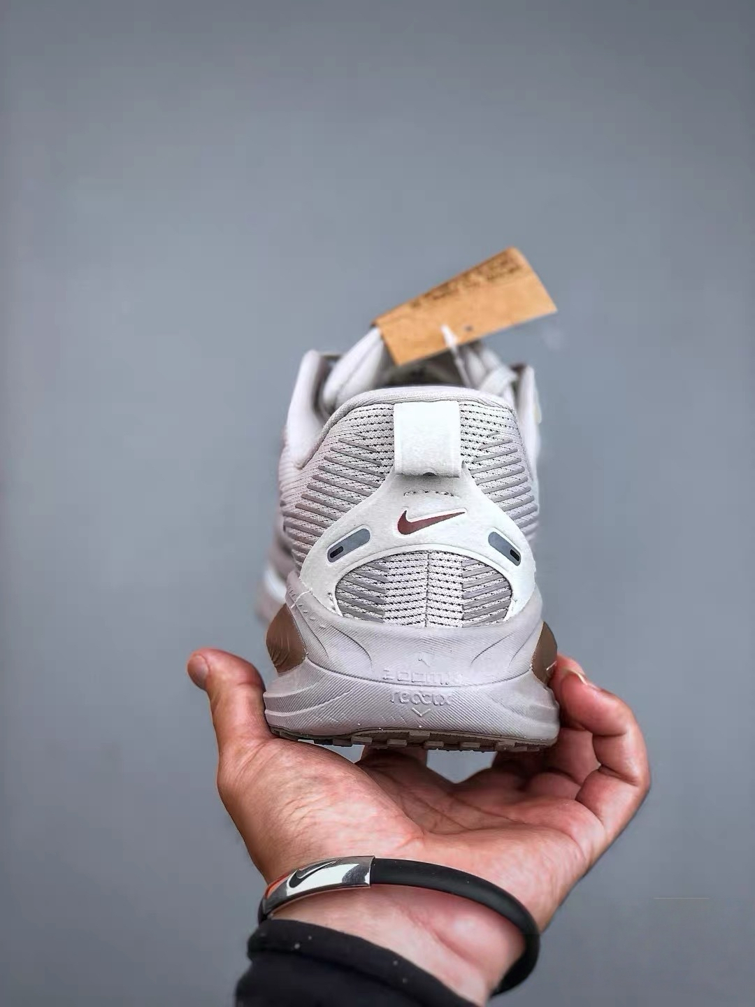 Running Shoes Shock Absorbing M