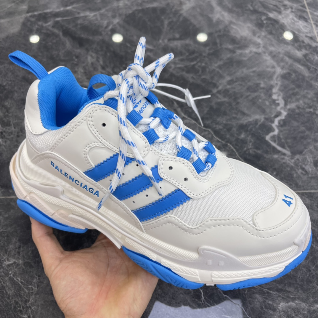 Couple Basic Shoes