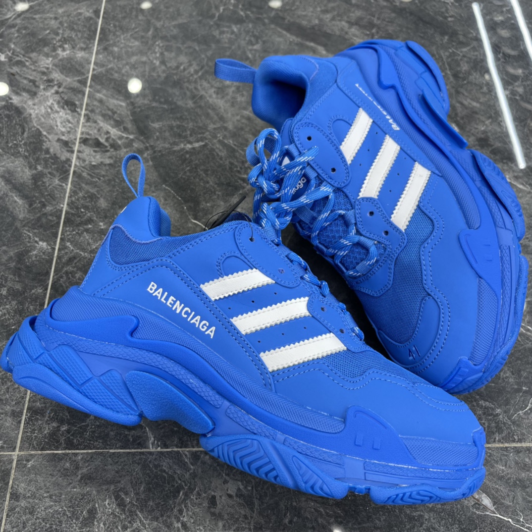 Couple Basic Shoes