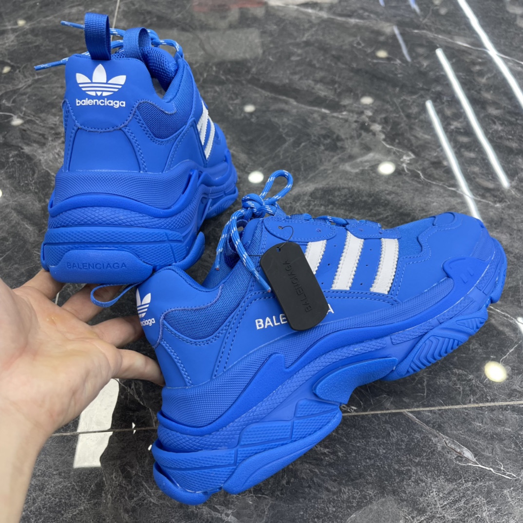 Couple Basic Shoes