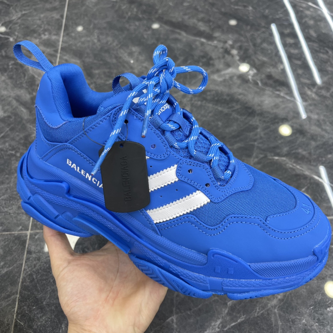 Couple Basic Shoes