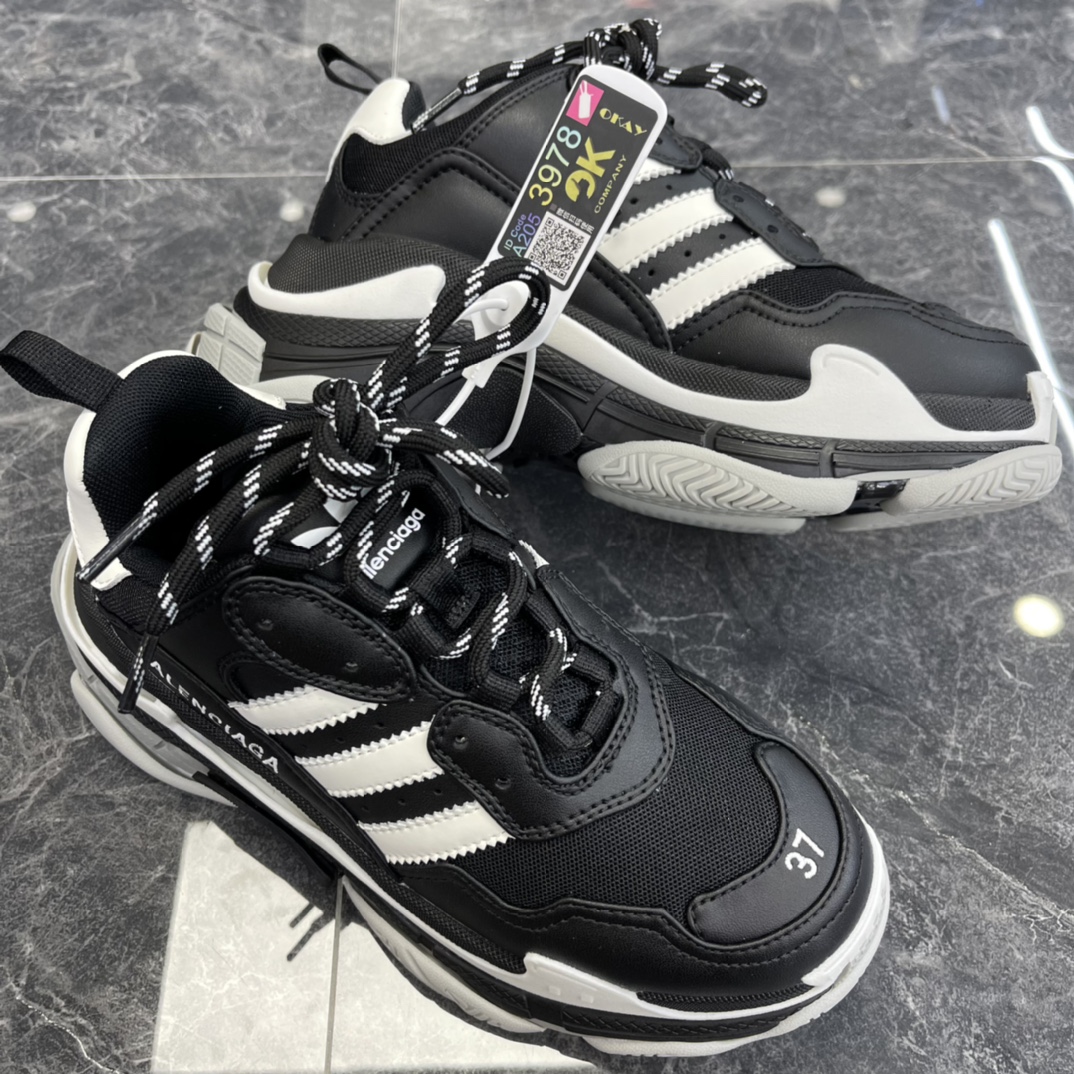Couple Basic Shoes