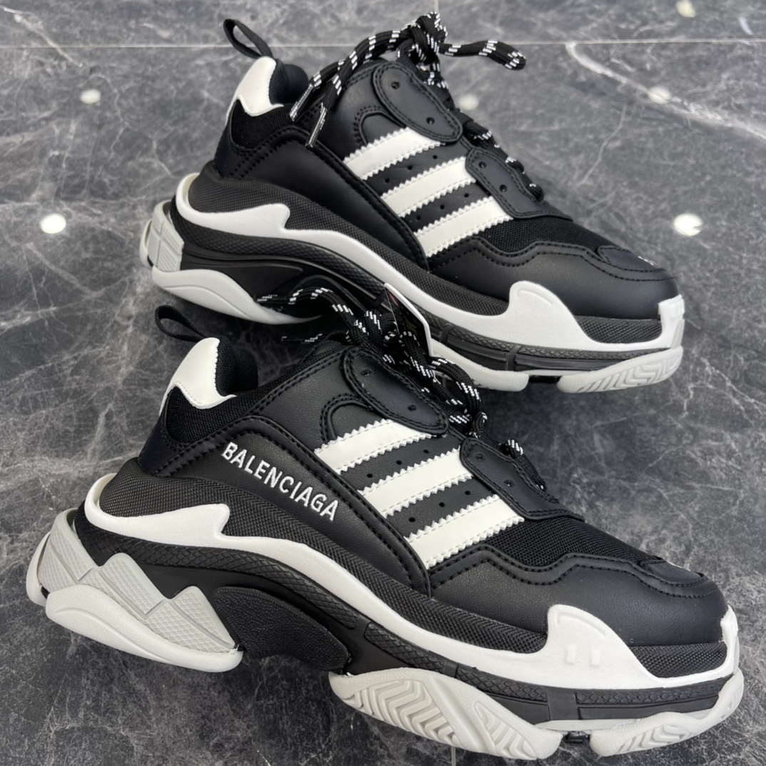 Couple Basic Shoes