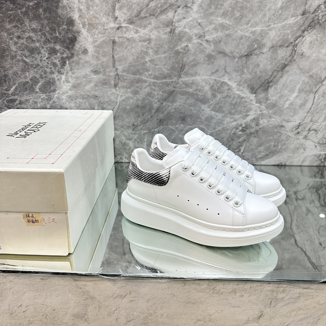 Male Basic Shoes M-l-s