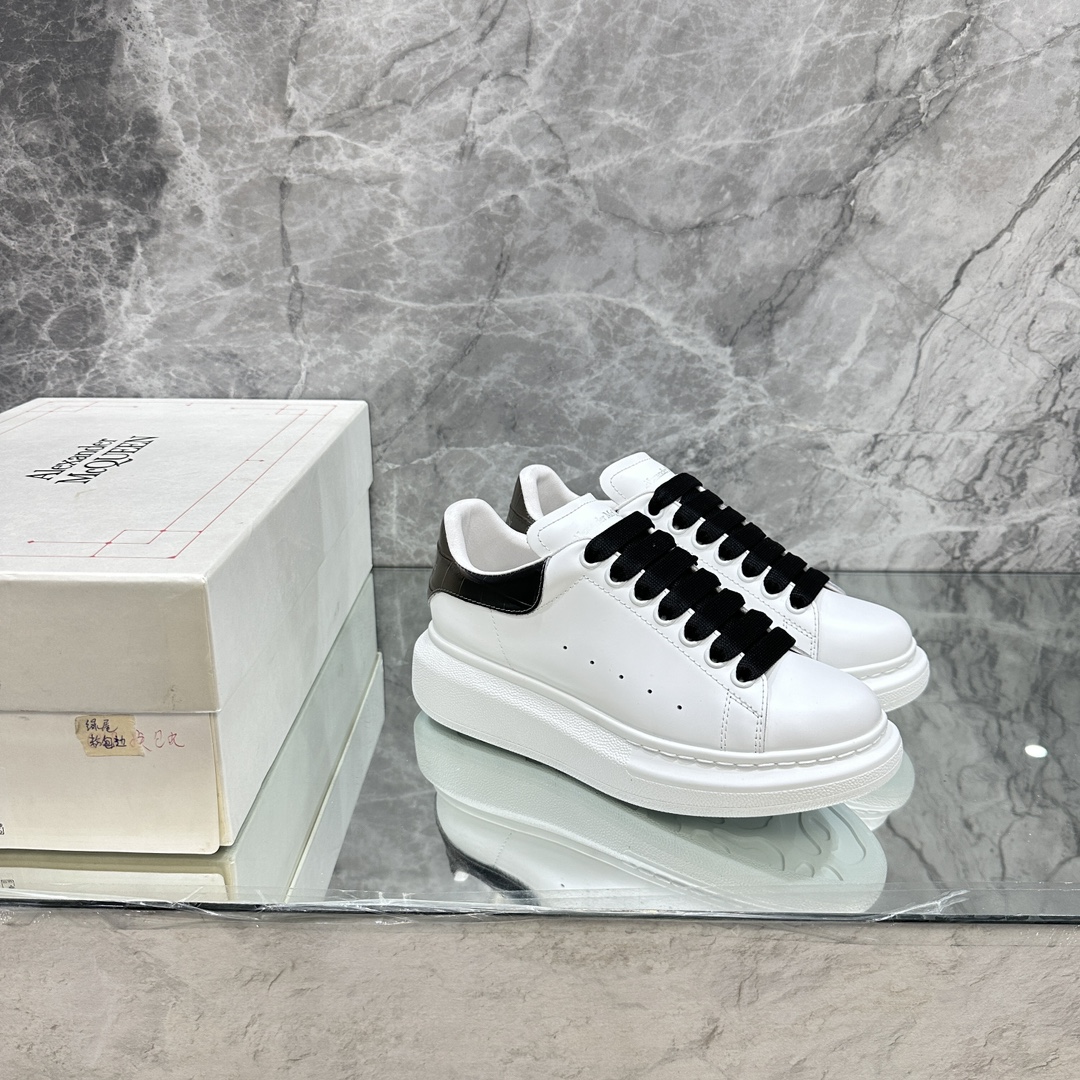 Male Basic Shoes M-l-s