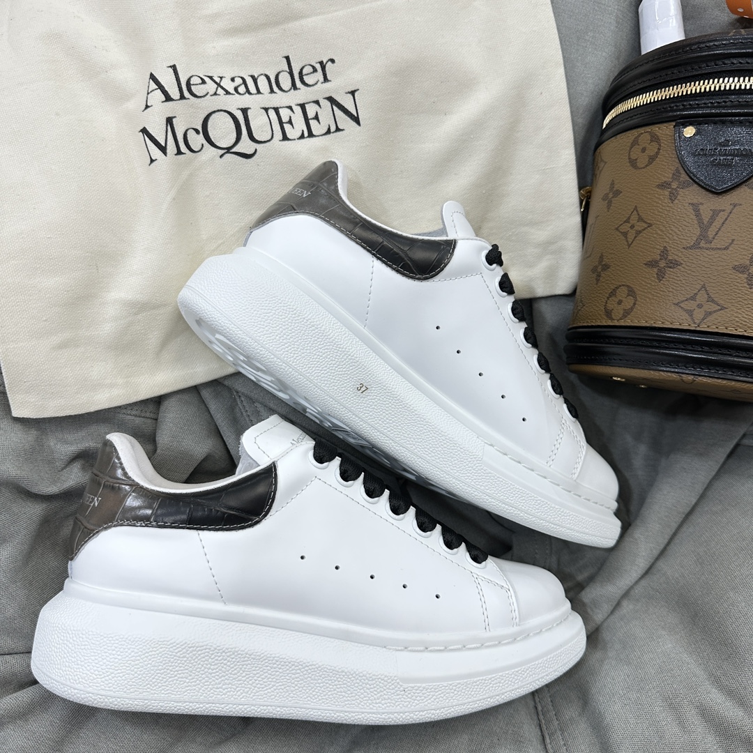 Male Basic Shoes M-l-s