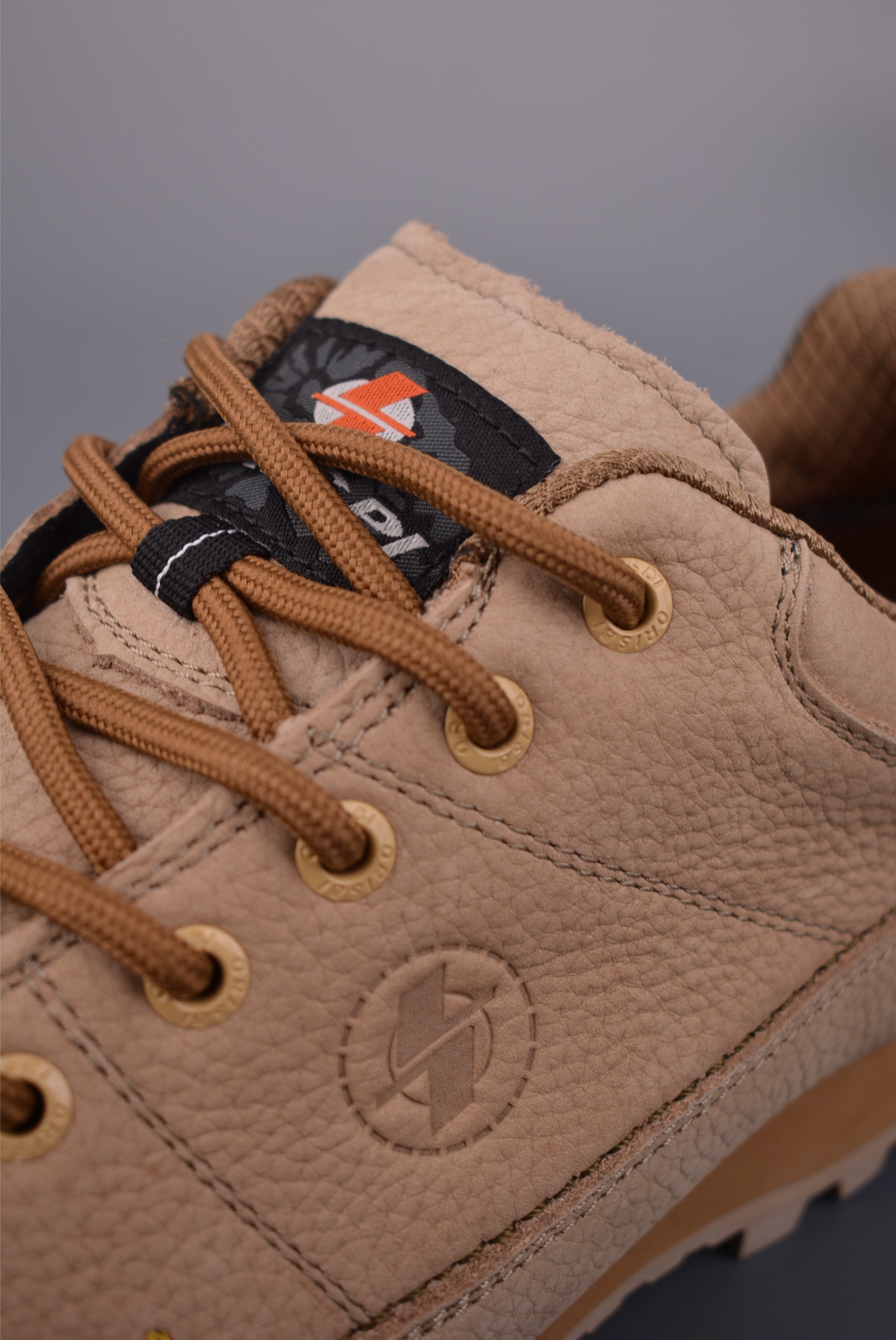 Male Basic Shoes M-s