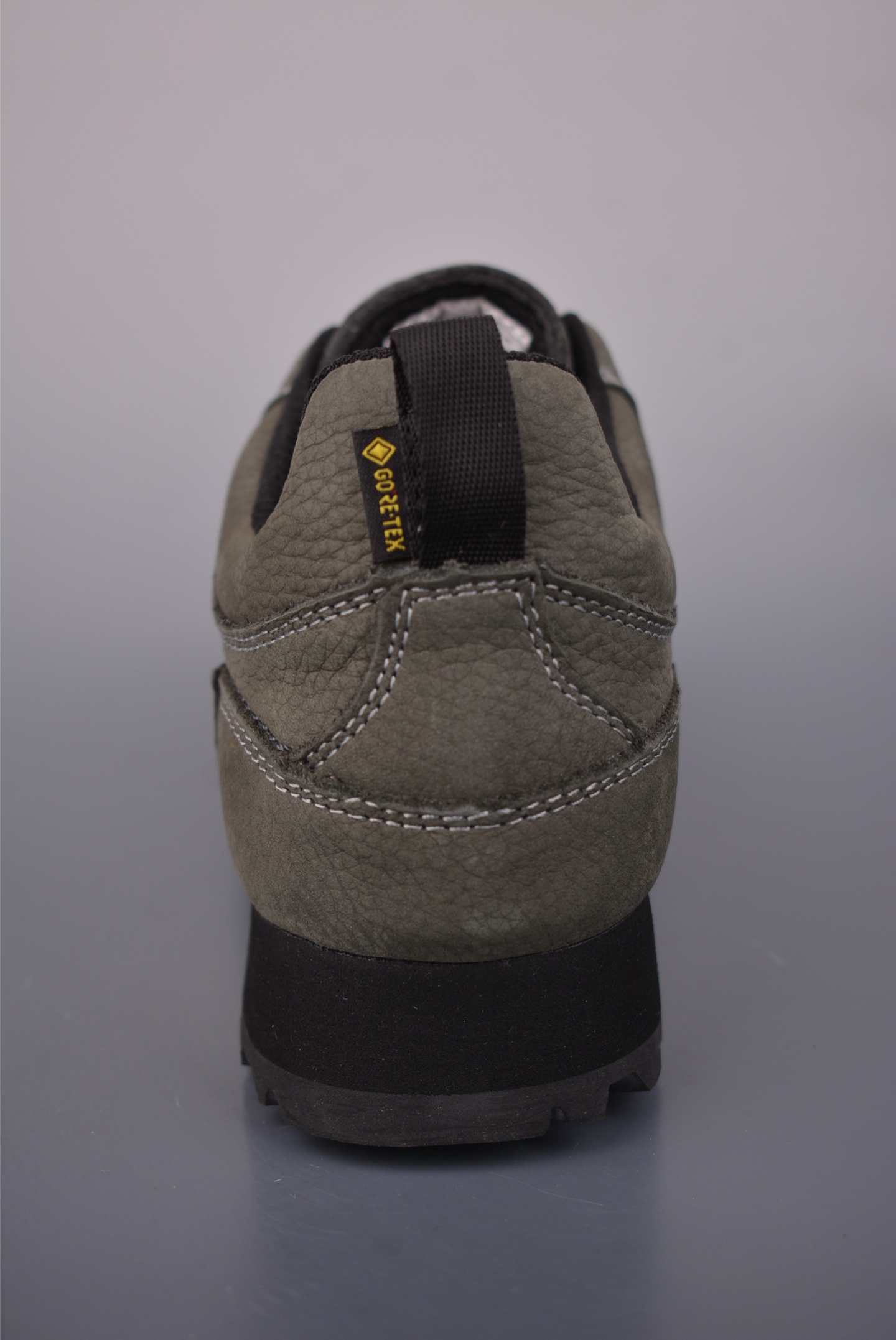 Male Basic Shoes M-s
