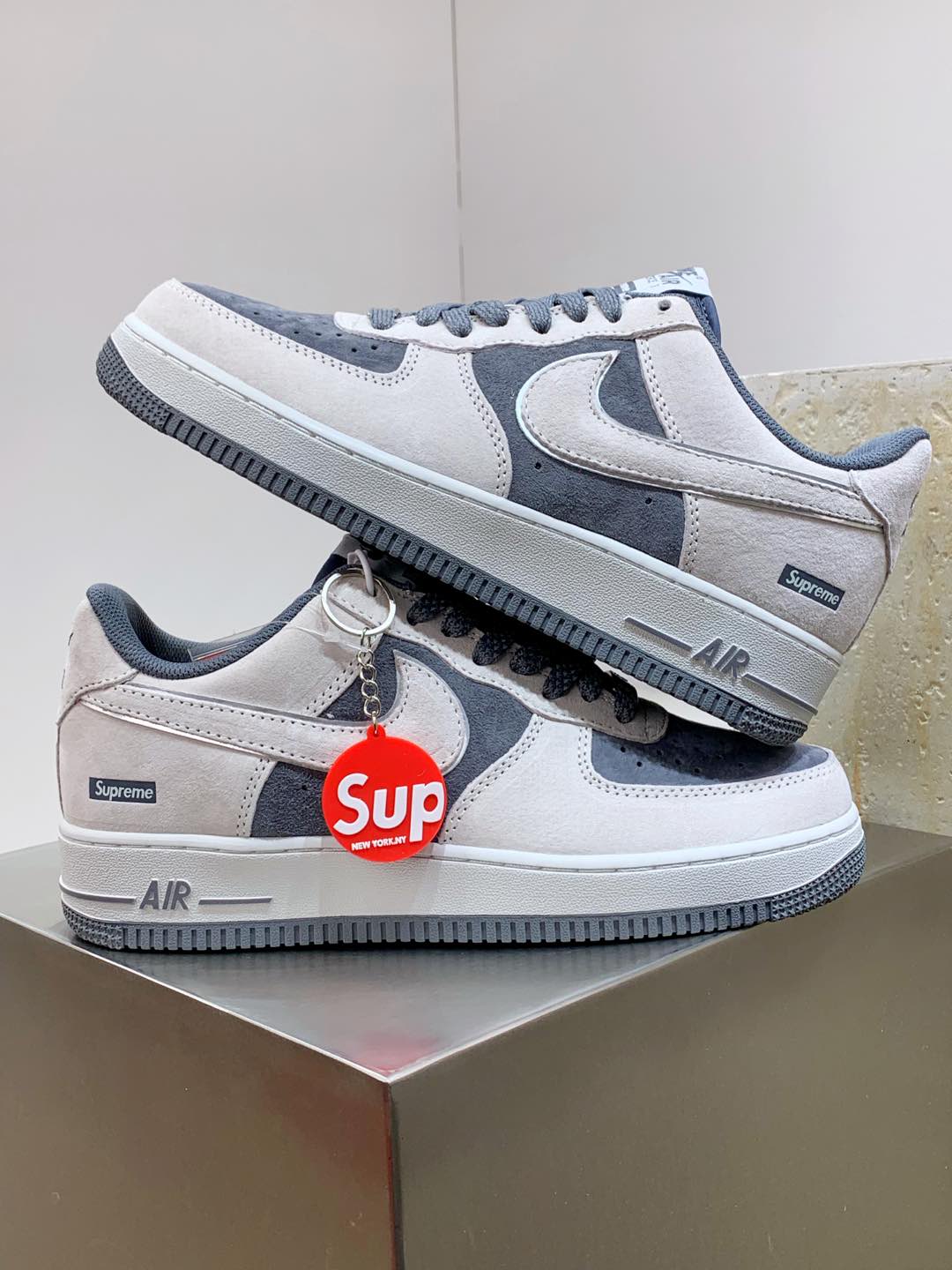 Supreme Male Board Shoes M-l-s